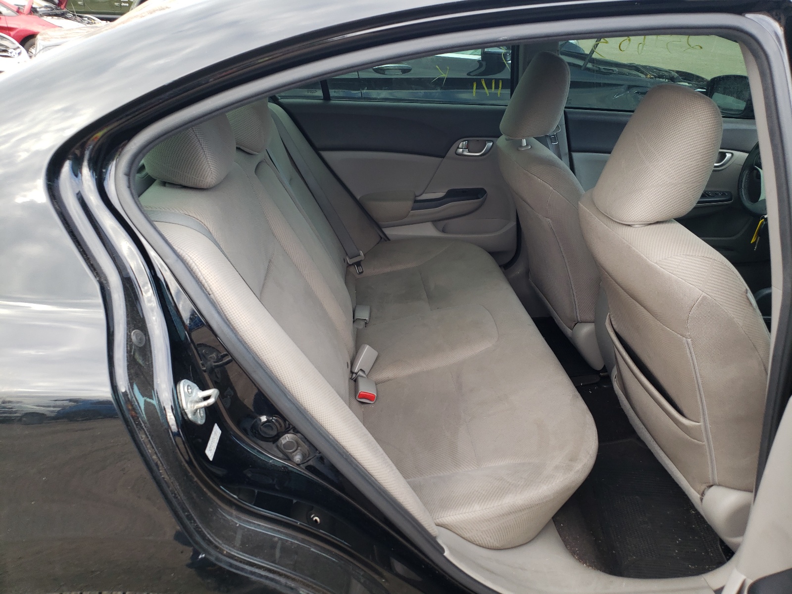 Photo 6 from auction – 2012 HONDA CIVIC LX with VIN 2HGFB2F51CH110818