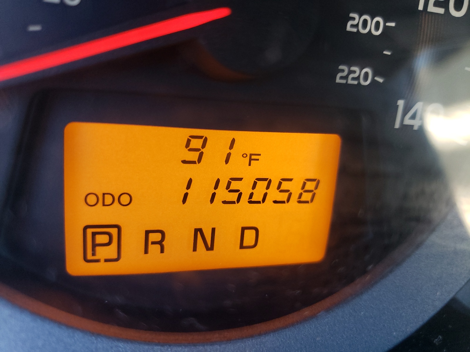 Photo 8 from auction – 2010 TOYOTA RAV4 with VIN 2T3ZF4DV0AW026954