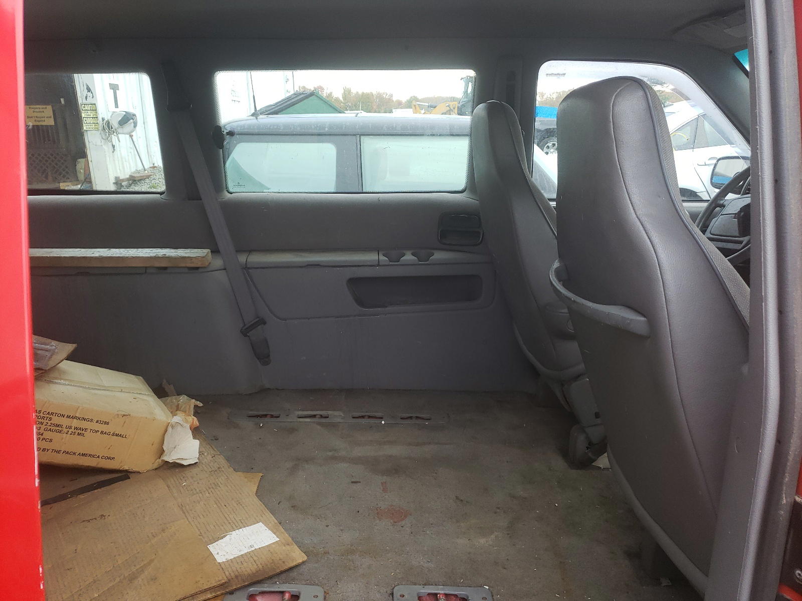 Photo 6 from auction – 1995 DODGE CARAVAN with VIN 2B4GH2531SR262654