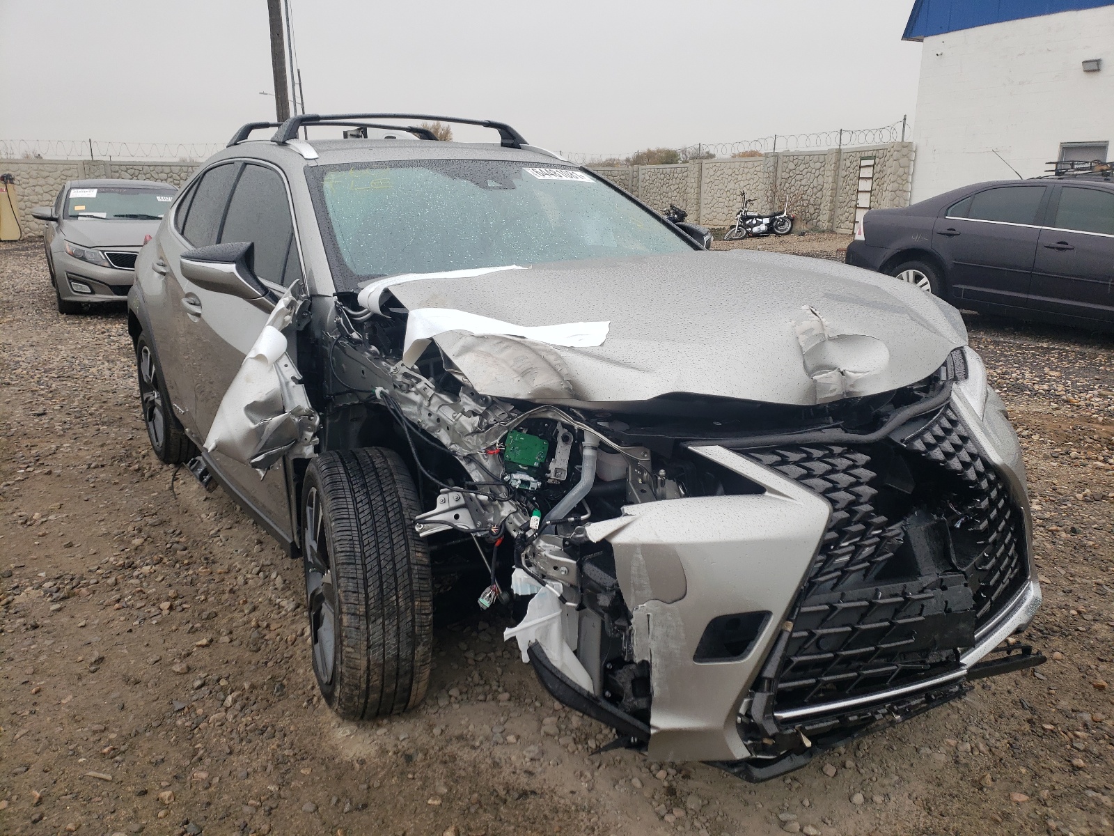 LEXUS UX 250H 2021 with VIN JTHX9JBH2M2046922 - Photo from auction