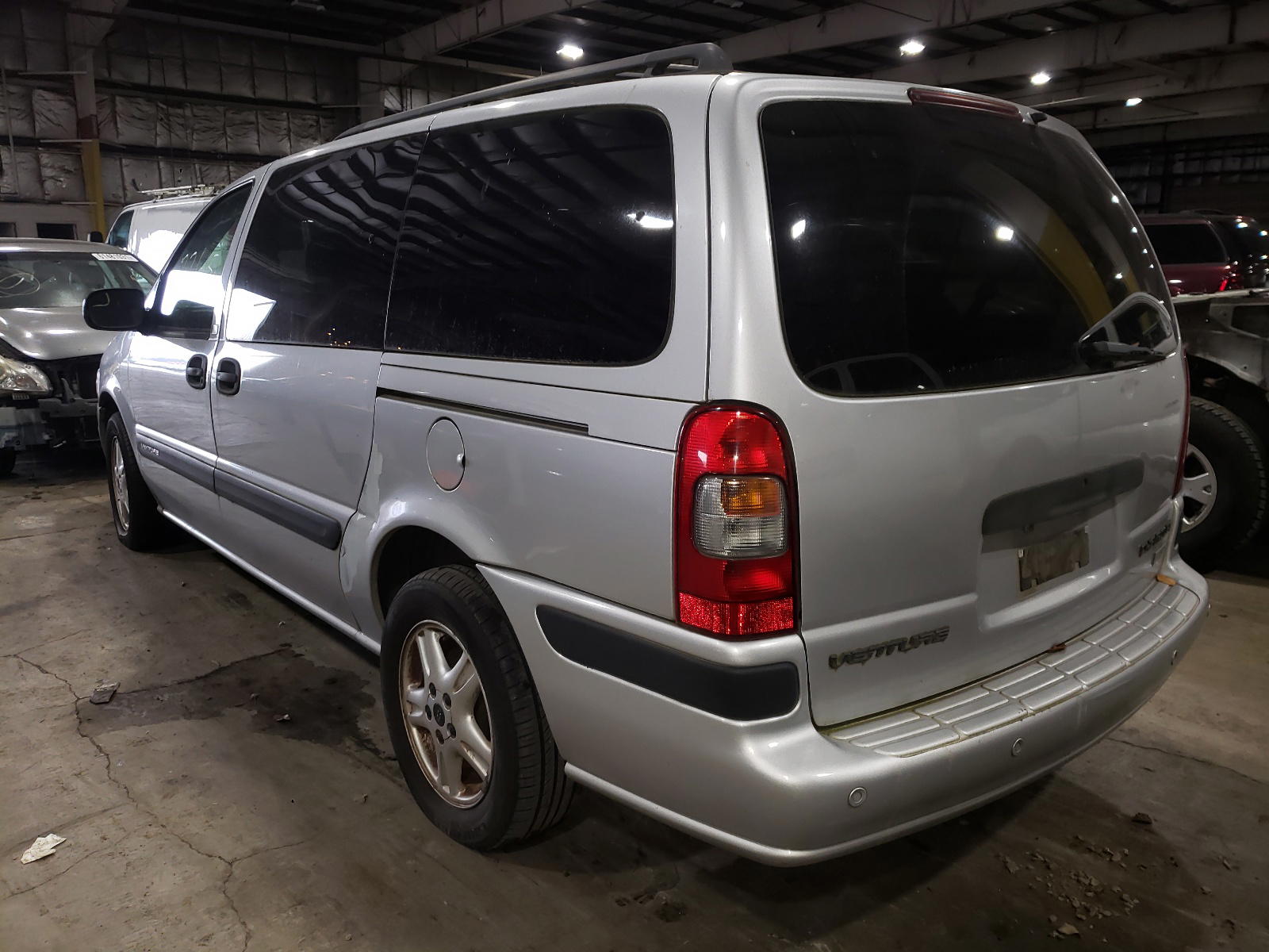 Photo 3 from auction – 2003 CHEVROLET VENTURE with VIN 1GNDV03E33D112323