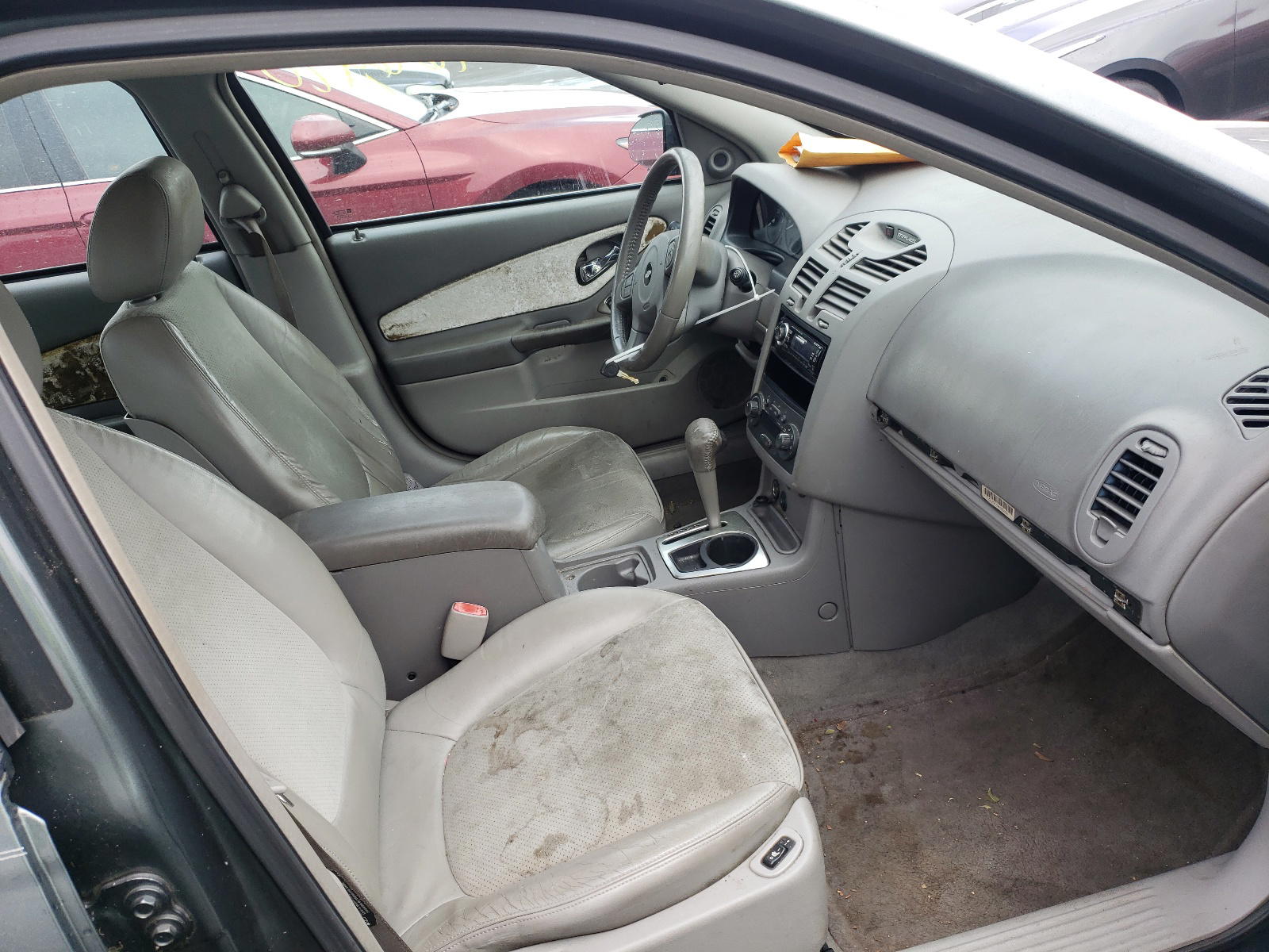 Photo 5 from auction – 2004 CHEVROLET MALIBU with VIN 1G1ZU54854F125032