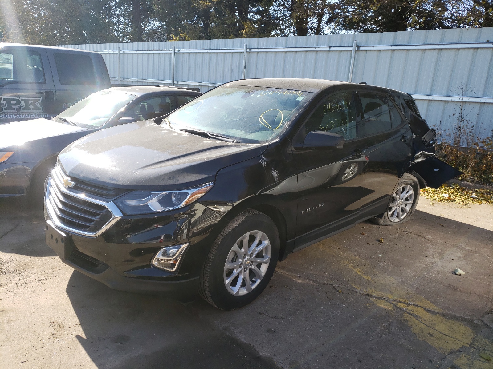 Photo 2 from auction – 2019 CHEVROLET EQUINOX LS with VIN 3GNAXHEV4KL274303