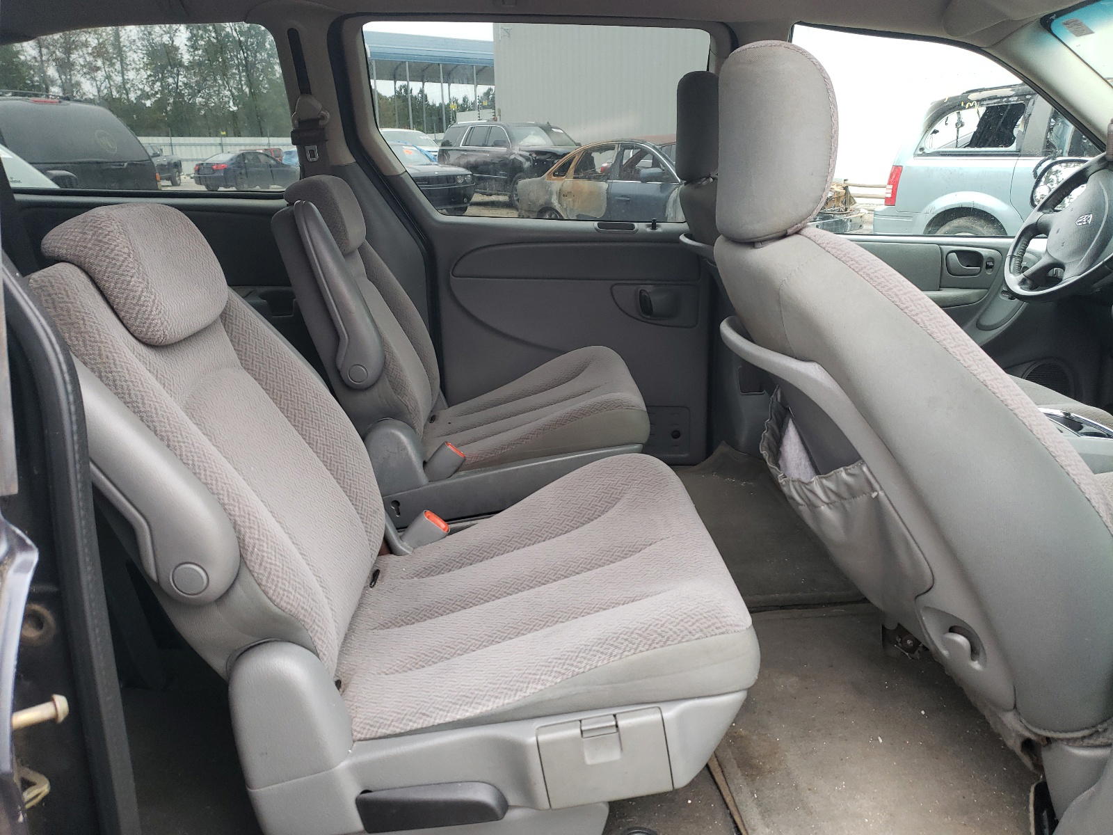 Photo 6 from auction – 2007 DODGE GRAND CARA with VIN 2D4GP44L87R216302