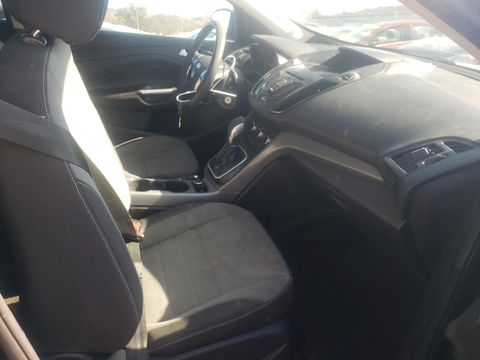 Photo 5 from auction – 2013 FORD ESCAPE SE with VIN 1FMCU0GX8DUC37527