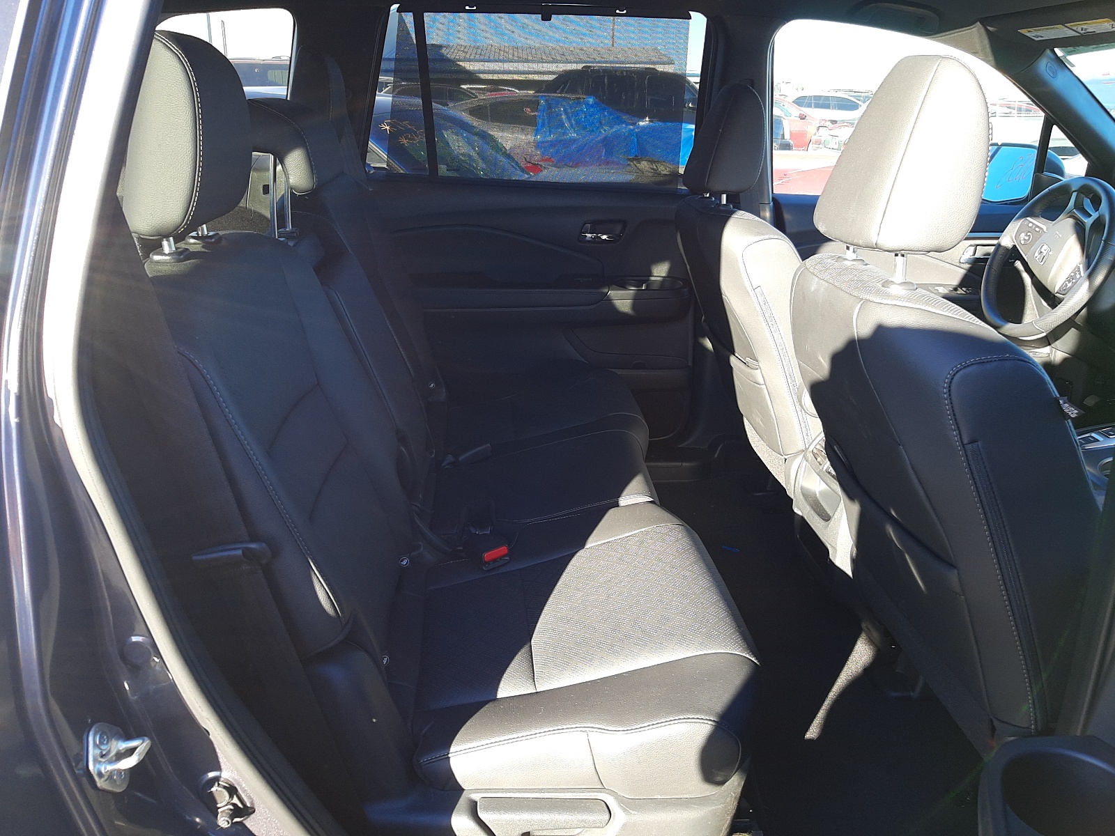 Photo 6 from auction – 2020 HONDA PASSPORT E with VIN 5FNYF7H54LB003984