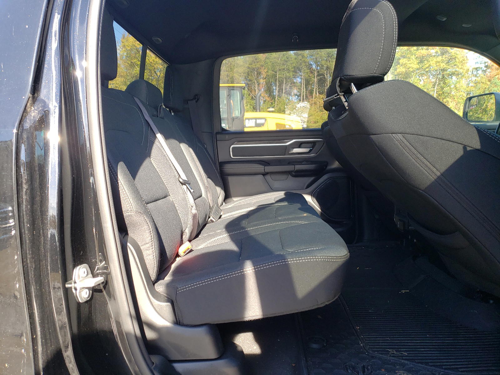 Photo 6 from auction – 2020 RAM 1500 BIG H with VIN 1C6SRFFTXLN264392