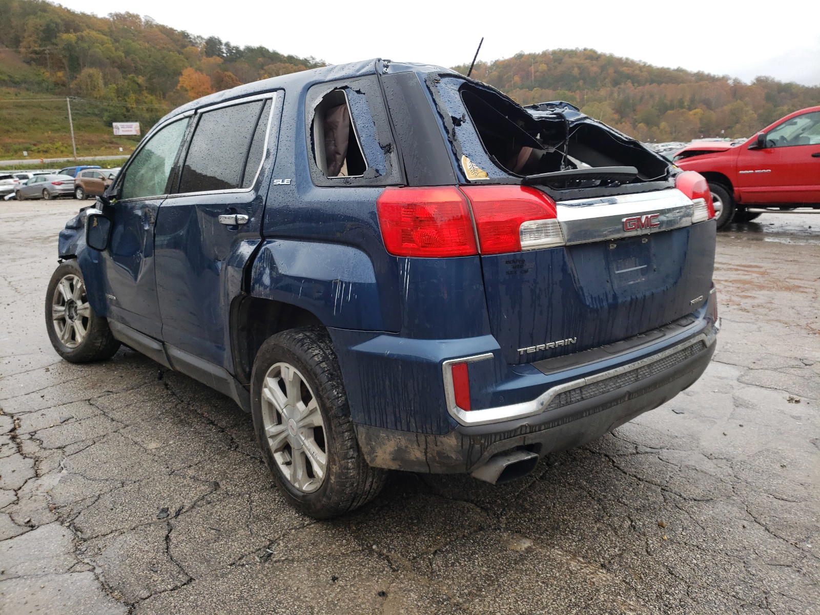 Photo 3 from auction – 2017 GMC TERRAIN SL with VIN 2GKFLTEKXH6168877