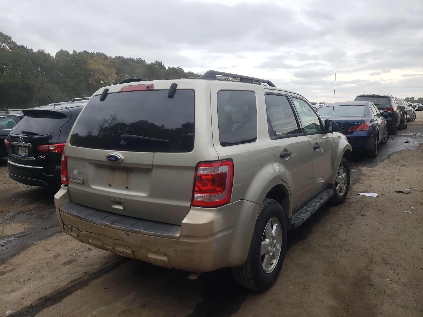 صورة رقم 4 من المزاد - 2011 FORD ESCAPE XLT مع VIN 1FMCU0D76BKA36531