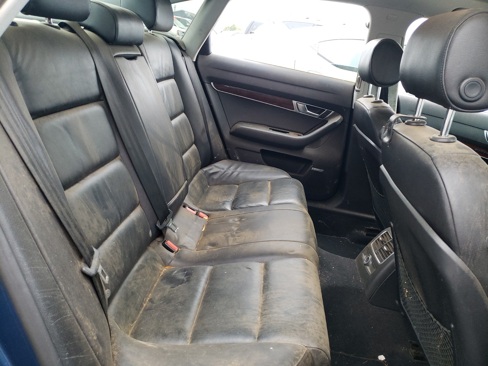 Photo 6 from auction – 2005 AUDI A6 3.2 QUA with VIN WAUDG74F65N083316