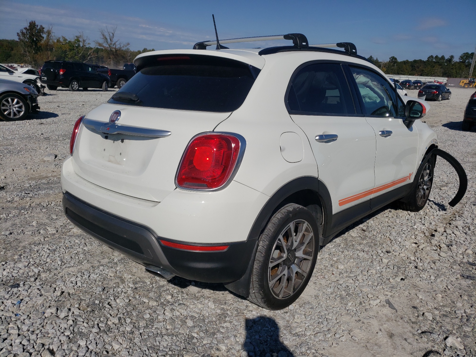 Photo 4 from auction – 2018 FIAT 500X TREKK with VIN ZFBCFXCB7JP707450