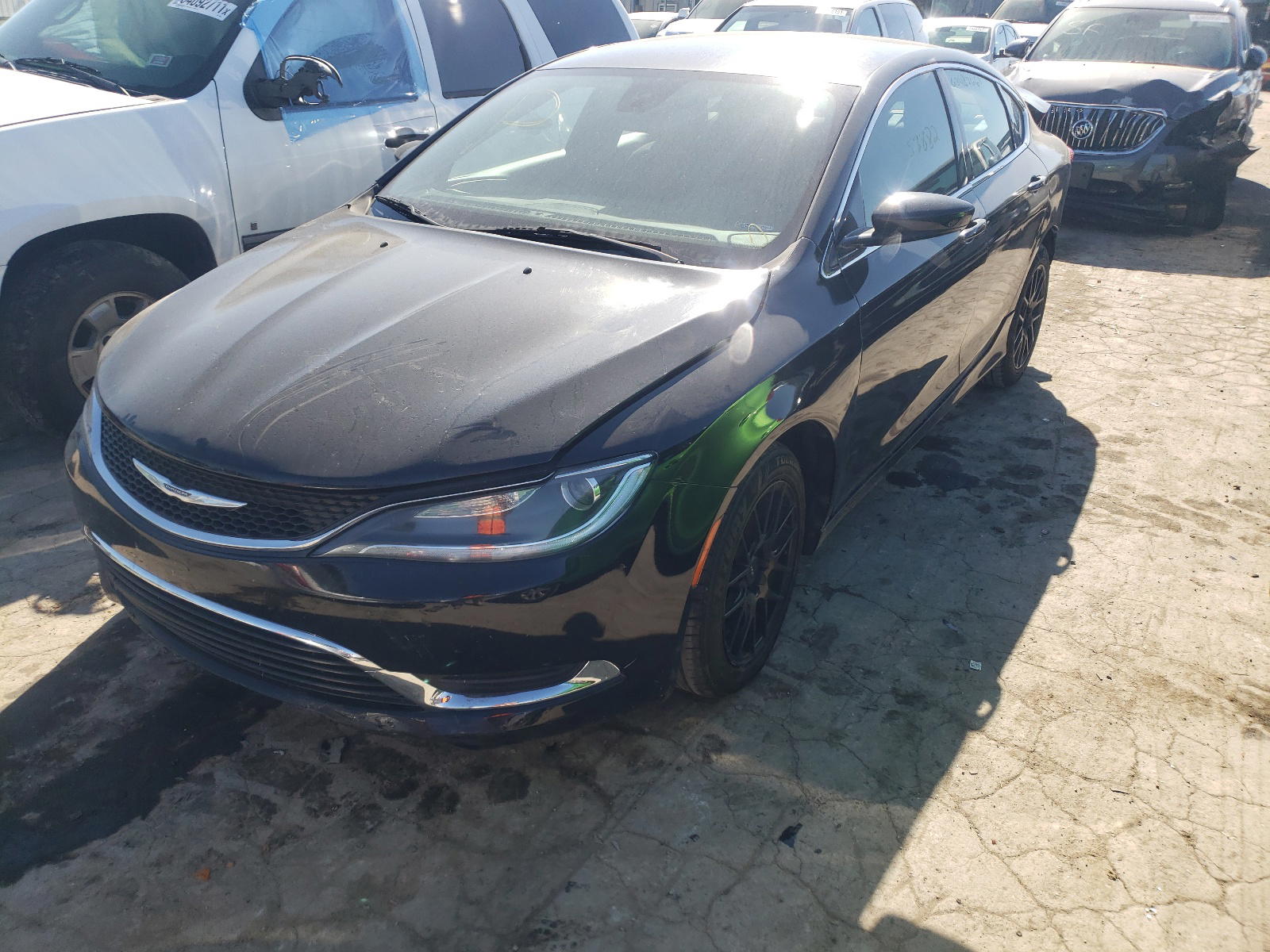 Photo 2 from auction – 2016 CHRYSLER 200 LIMITE with VIN 1C3CCCAB2GN139165