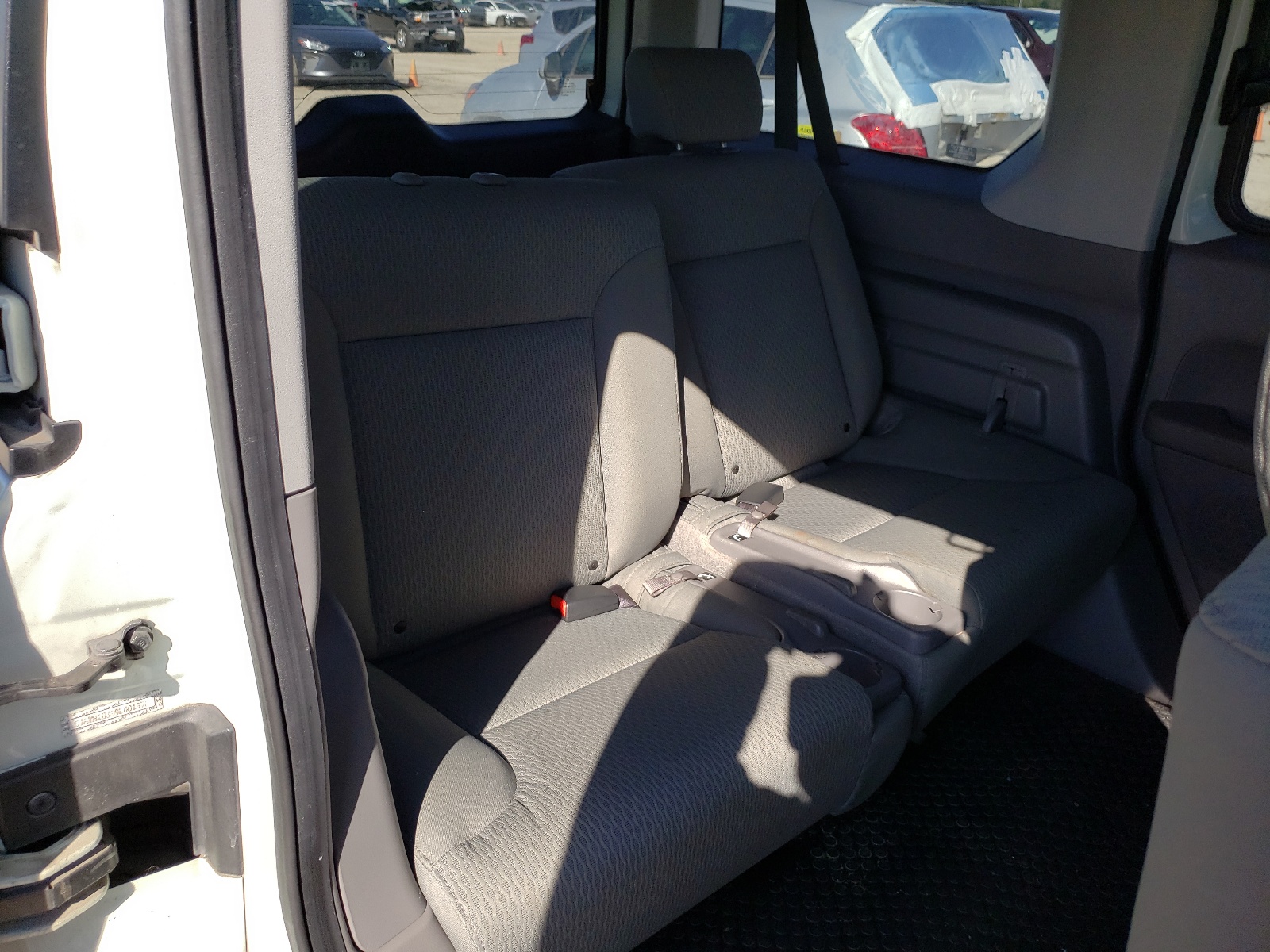 Photo 6 from auction – 2009 HONDA ELEMENT LX with VIN 5J6YH18399L001976