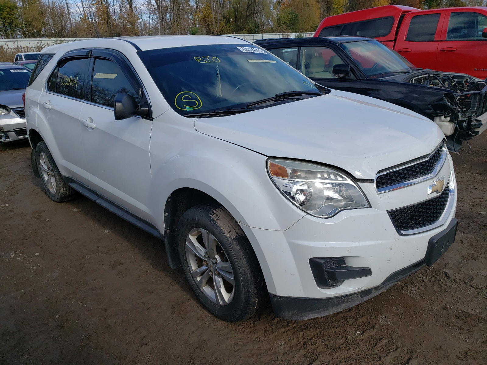 CHEVROLET EQUINOX LS 2011 with VIN 2CNFLCEC4B6399328 - Photo from auction