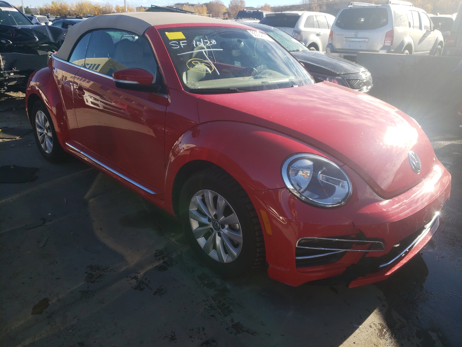 VOLKSWAGEN BEETLE S 2019 with VIN 3VW5DAAT3KM507996 - Photo from auction