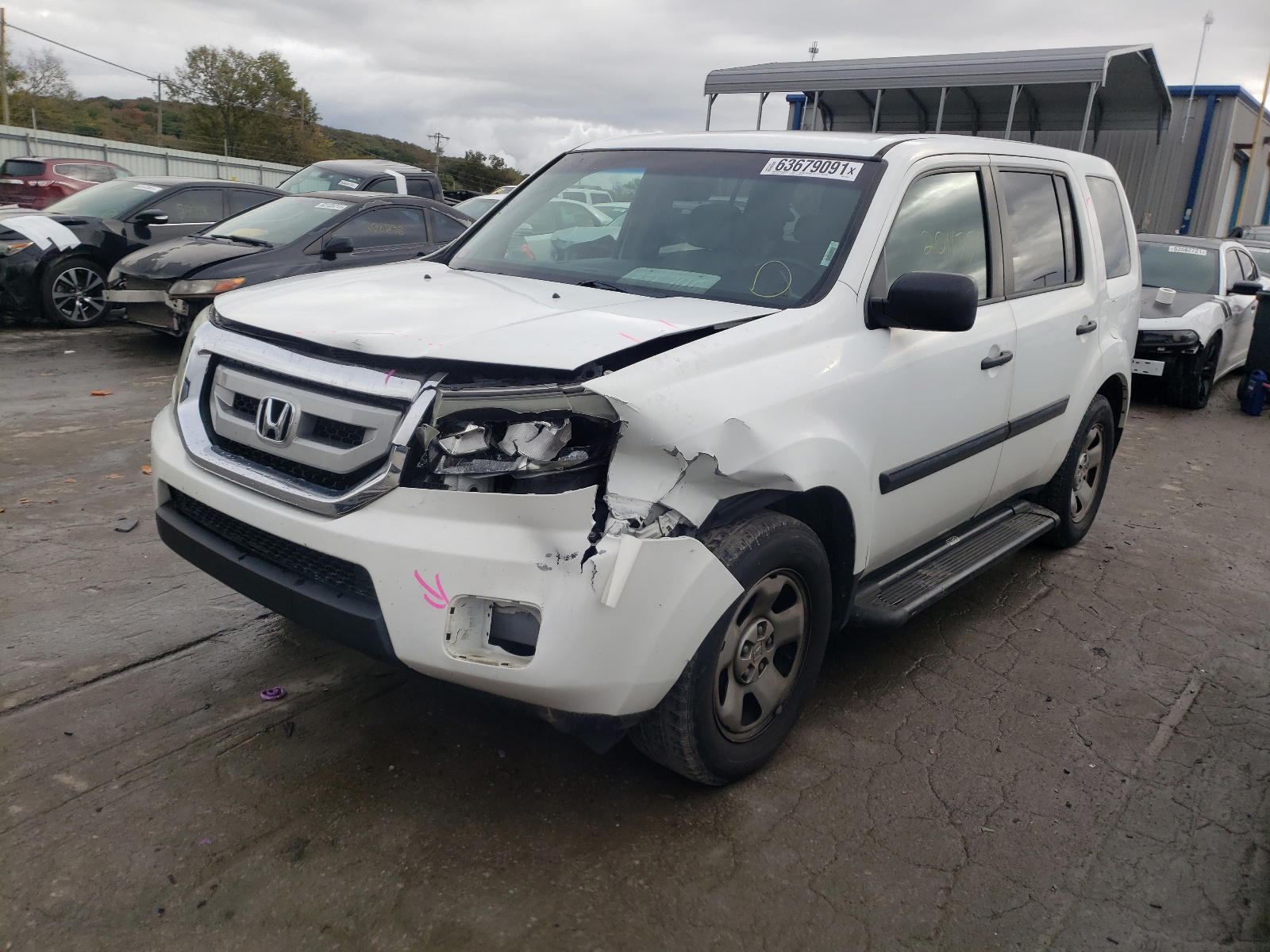 Photo 2 from auction – 2011 HONDA PILOT LX with VIN 5FNYF3H21BB033652
