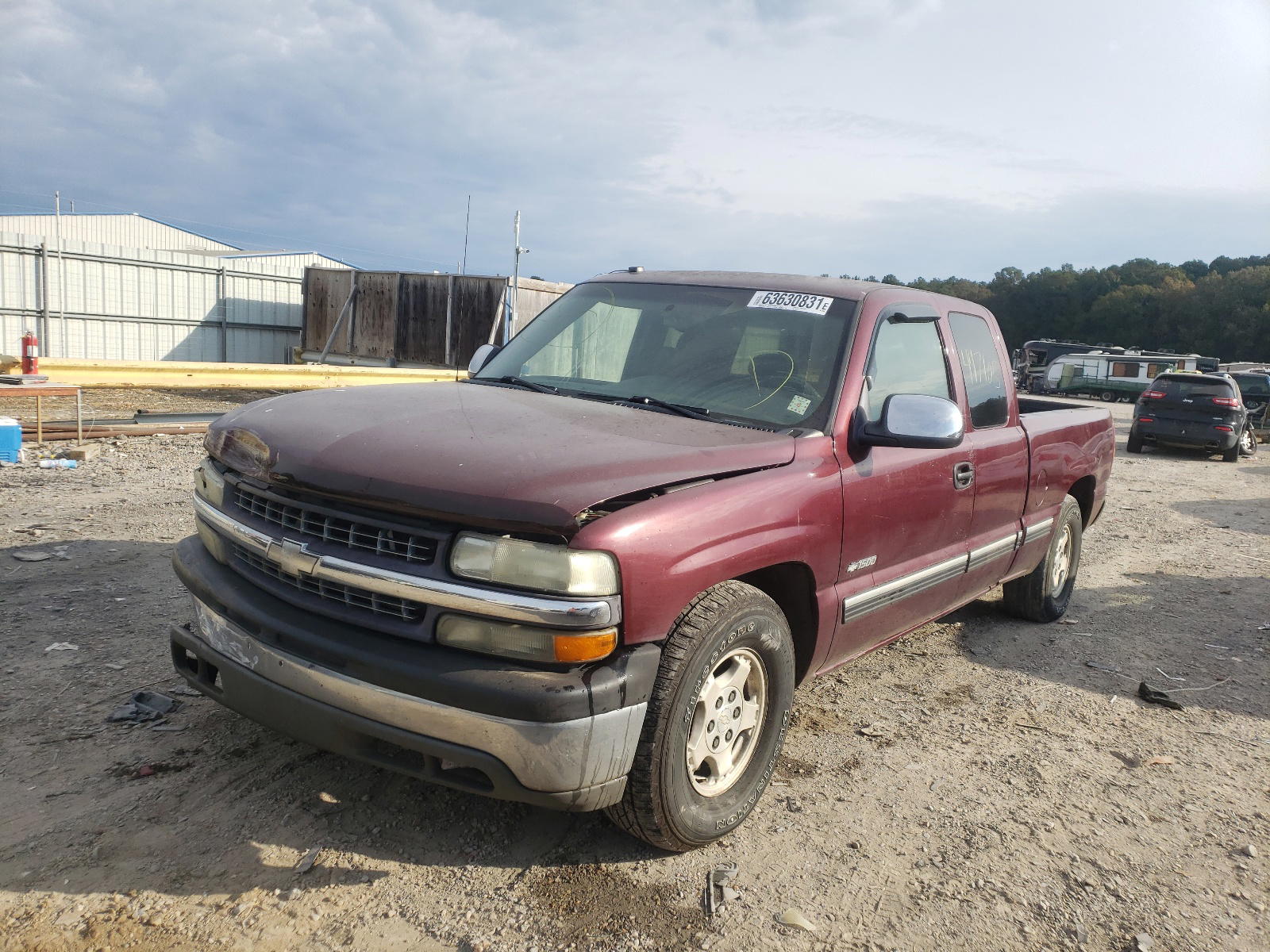 Photo 2 from auction – 2002 CHEVROLET SILVERADO with VIN 2GCEC19VX21421913