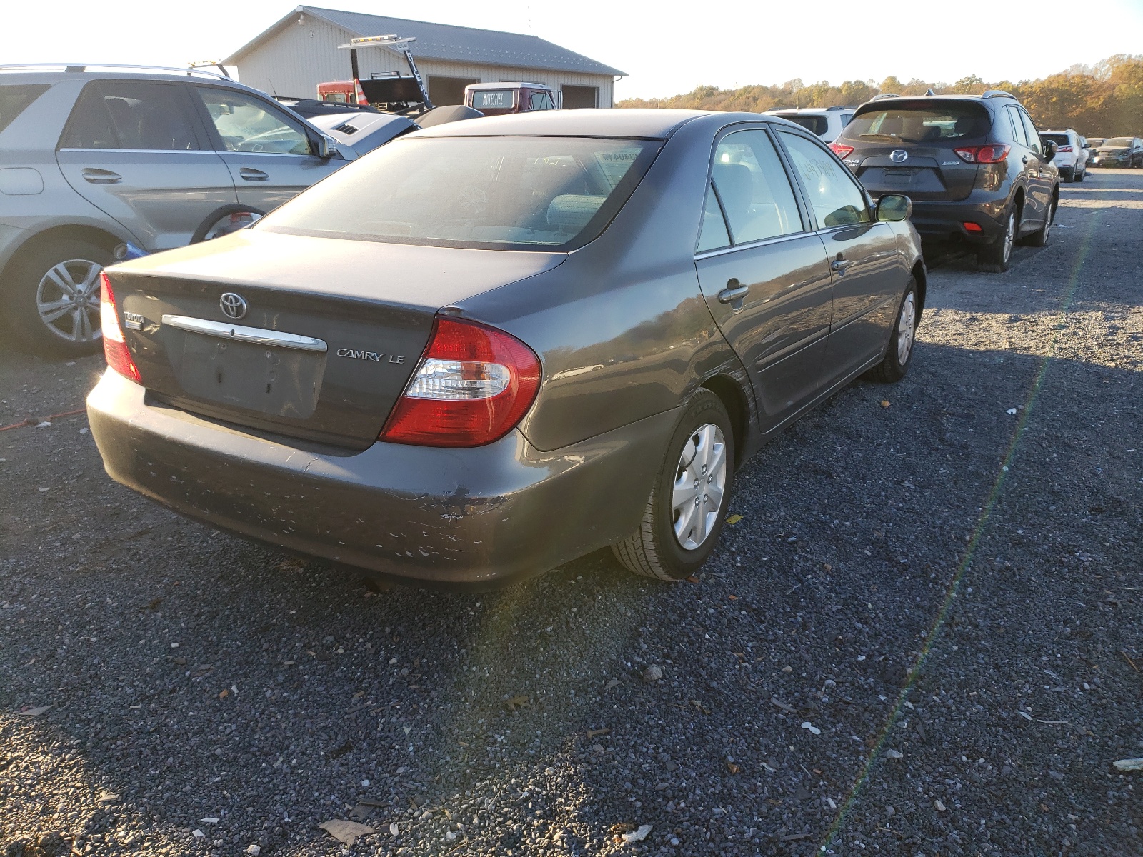Photo 4 from auction – 2003 TOYOTA CAMRY LE with VIN 4T1BE32K83U660175