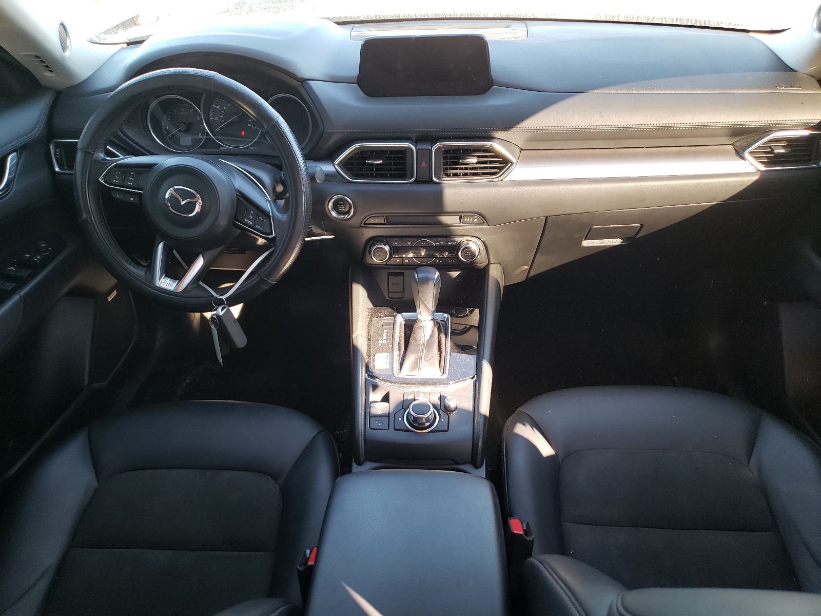 Photo 9 from auction – 2017 MAZDA CX-5 TOURI with VIN JM3KFACLXH0177631