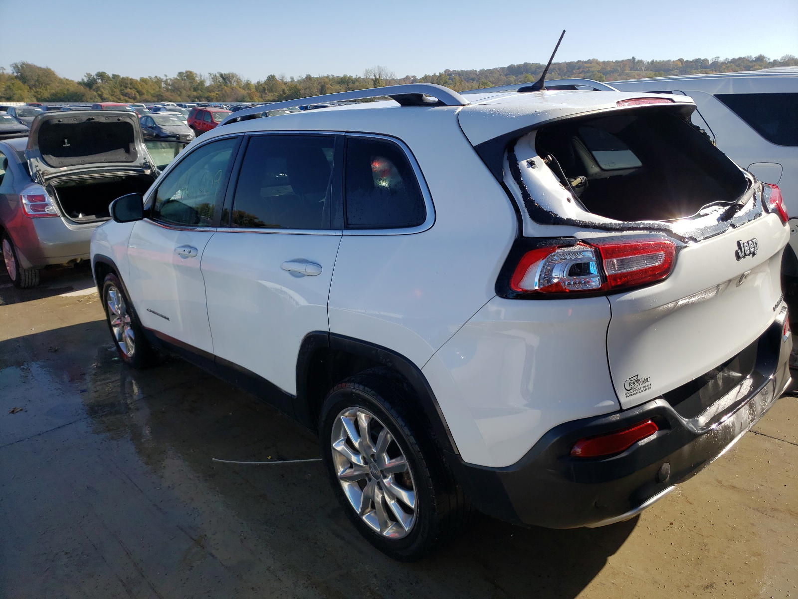 Photo 3 from auction – 2015 JEEP CHEROKEE L with VIN 1C4PJLDB6FW765910