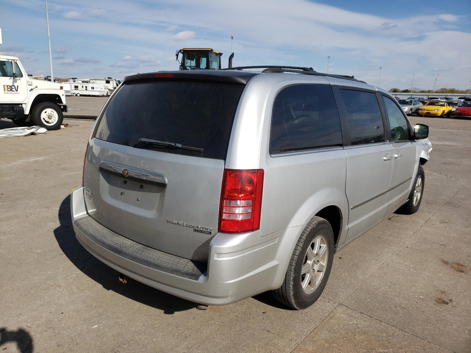 Photo 4 from auction – 2010 CHRYSLER TOWN & COU with VIN 2A4RR5D11AR393733