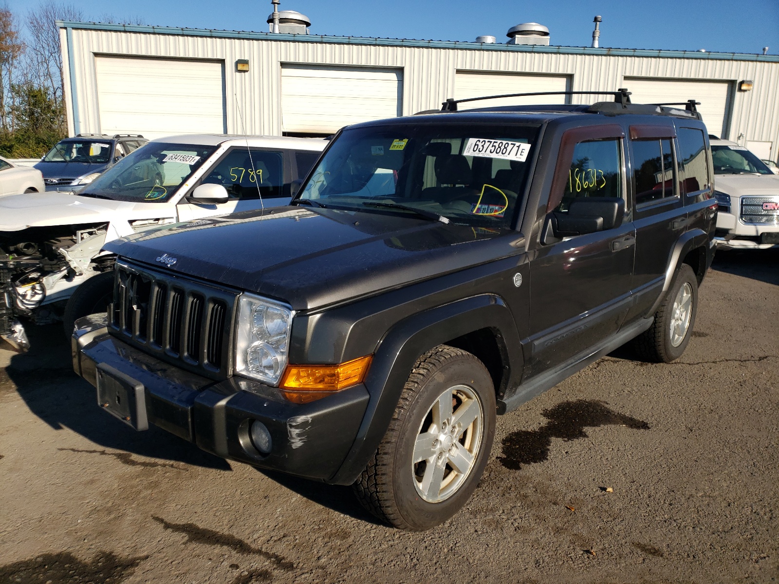 Photo 2 from auction – 2006 JEEP COMMANDER with VIN 1J8HG48N56C245480