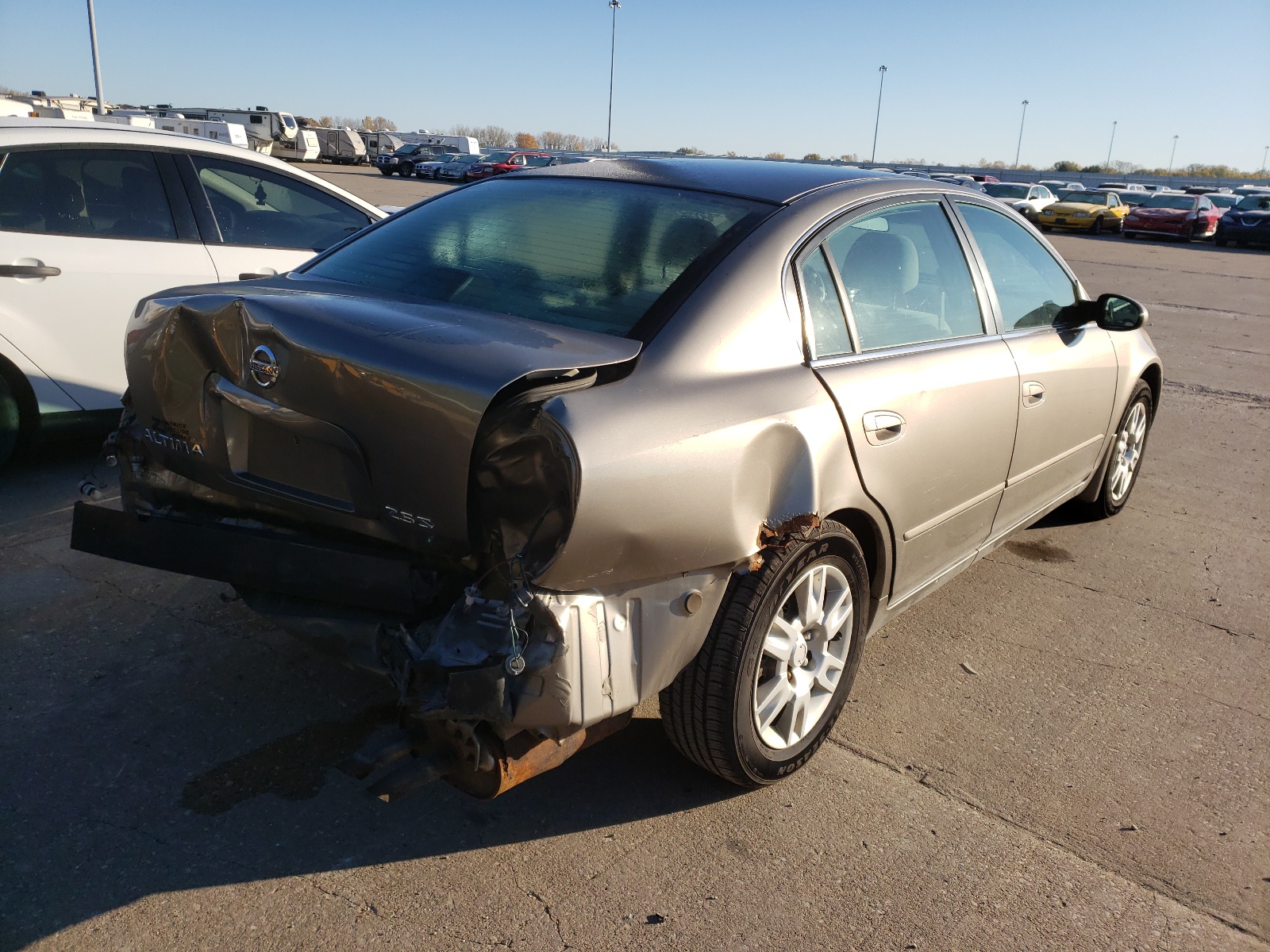 Photo 4 from auction – 2005 NISSAN ALTIMA S with VIN 1N4AL11D95C190668