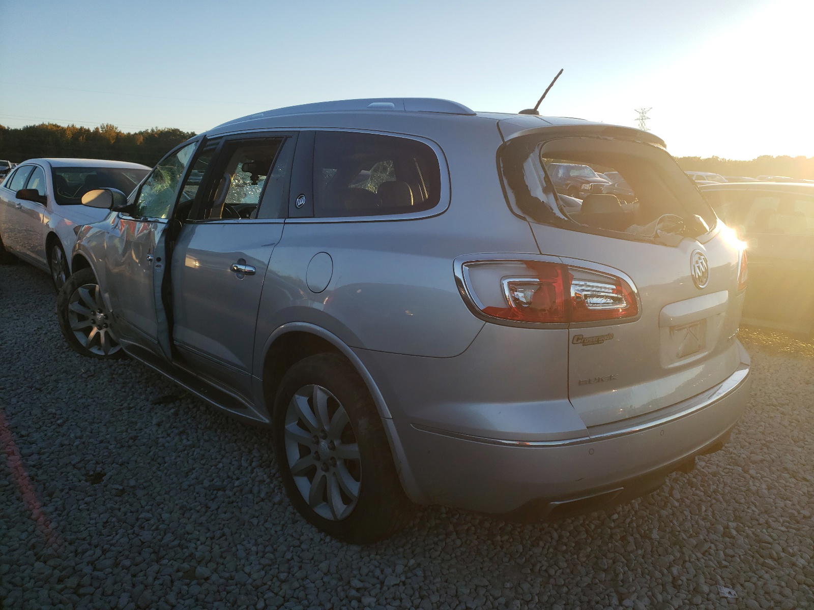 Photo 3 from auction – 2015 BUICK ENCLAVE with VIN 5GAKRCKD6FJ222093