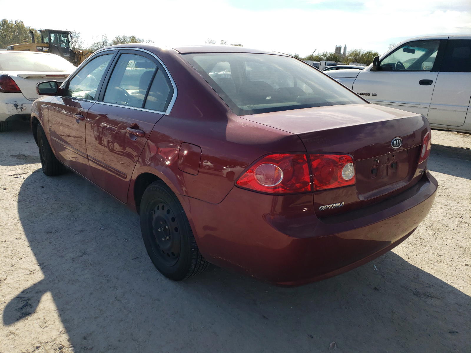 Photo 3 from auction – 2008 KIA OPTIMA LX with VIN KNAGE123785234127