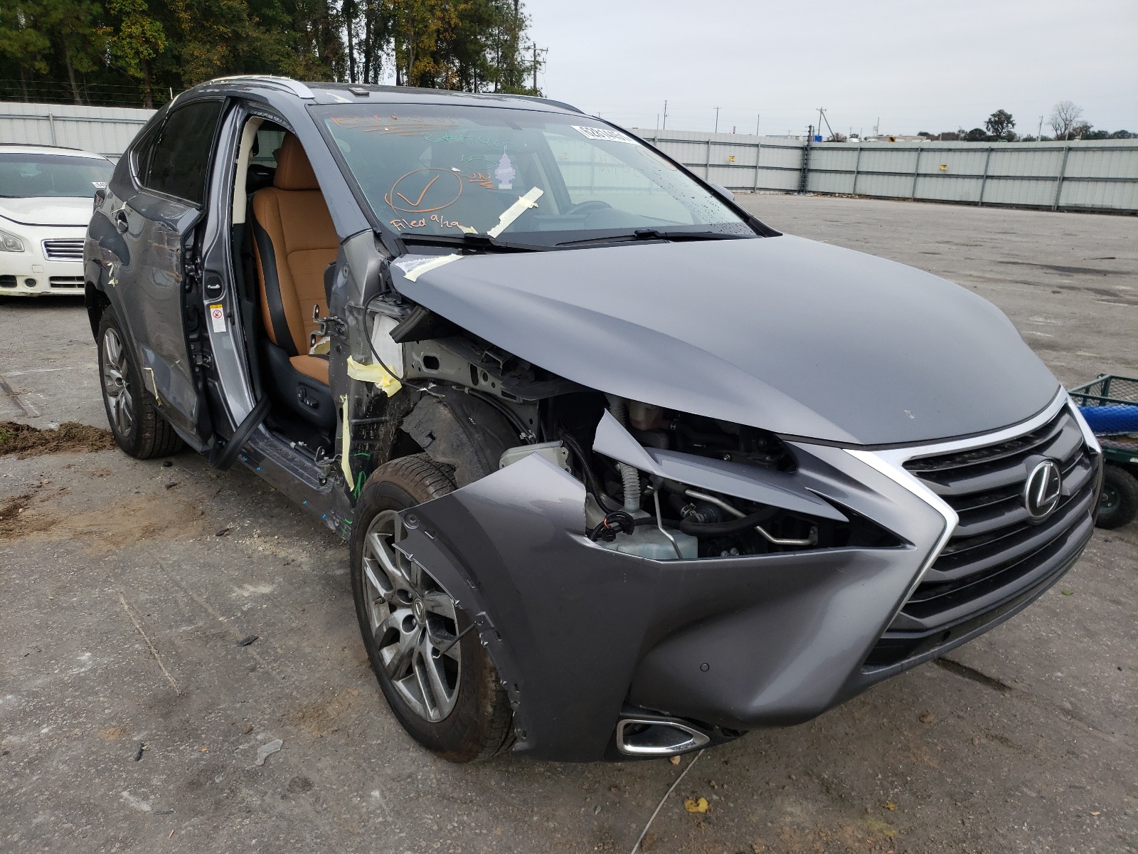 Photo 1 from auction – 2015 LEXUS NX 200T with VIN JTJYARBZ4F2017328
