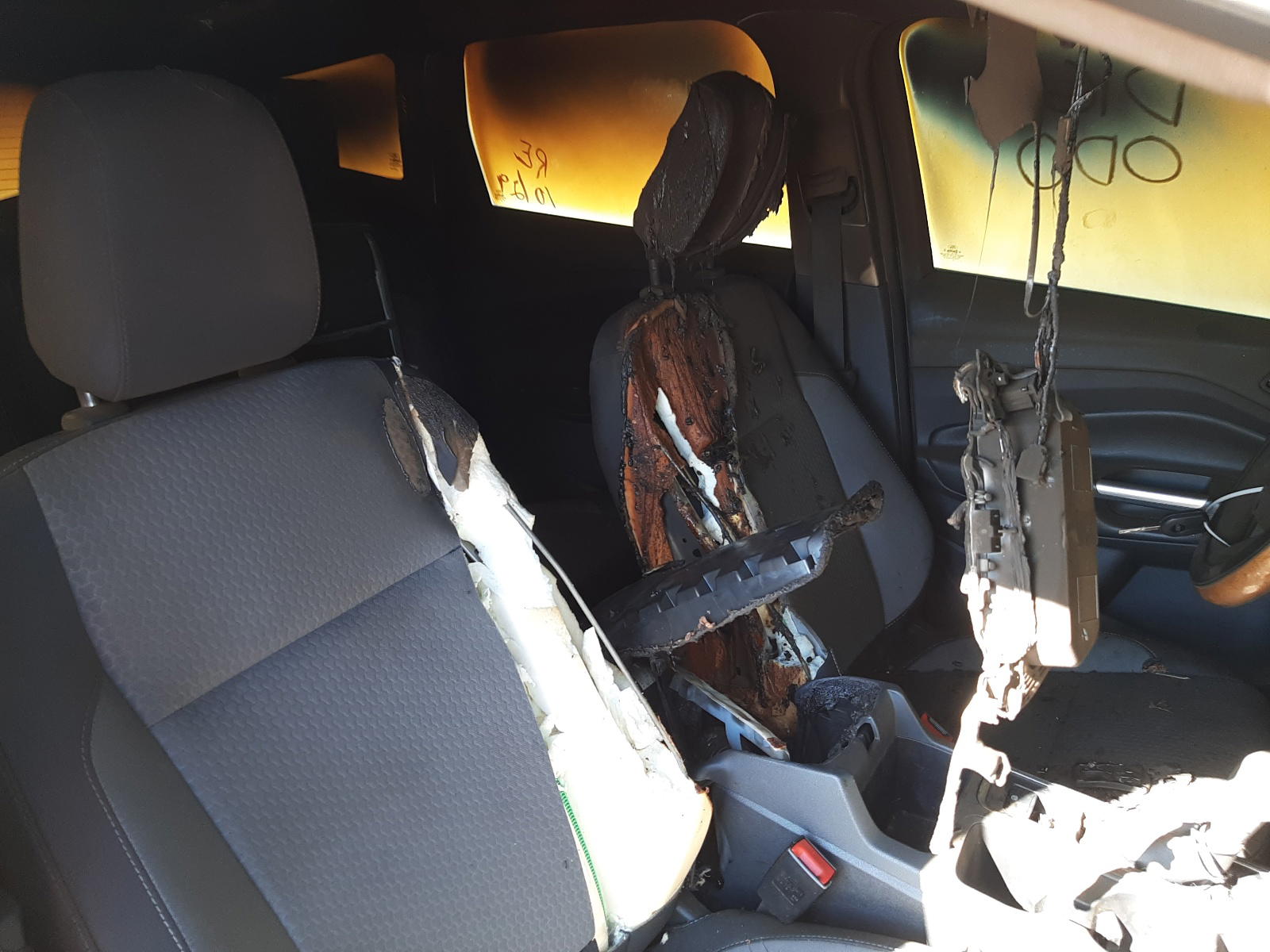 Photo 9 from auction – 2018 FORD ESCAPE SE with VIN 1FMCU0GD8JUB84331
