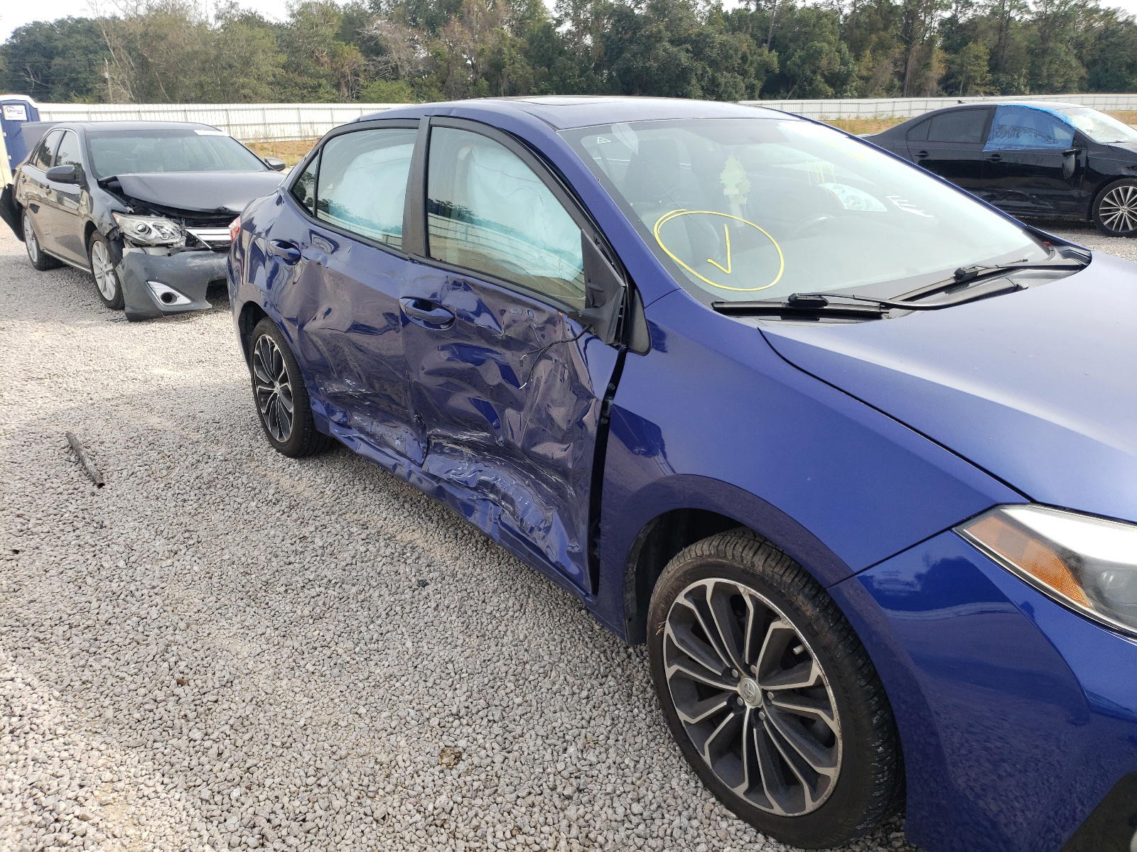 Photo 9 from auction – 2014 TOYOTA COROLLA L with VIN 5YFBURHEXEP075755