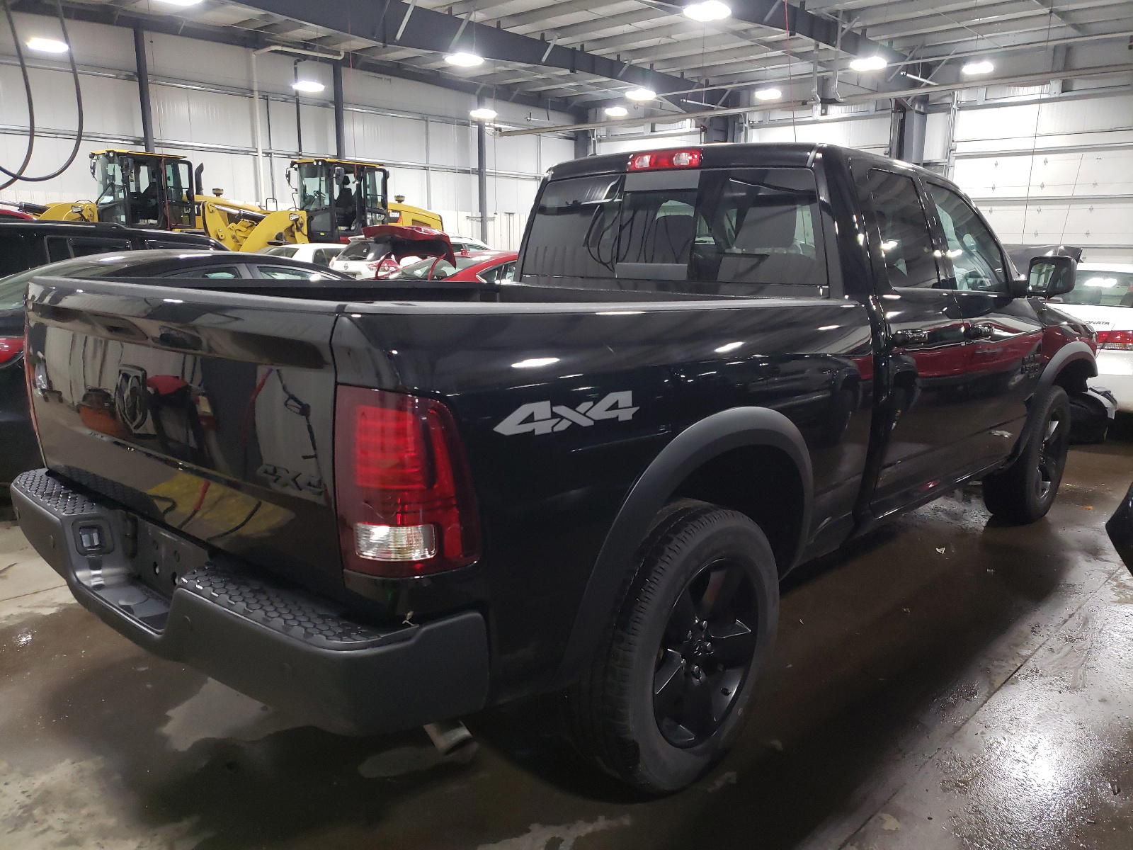 Photo 4 from auction – 2019 RAM 1500 CLASS with VIN 1C6RR7GG1KS670521
