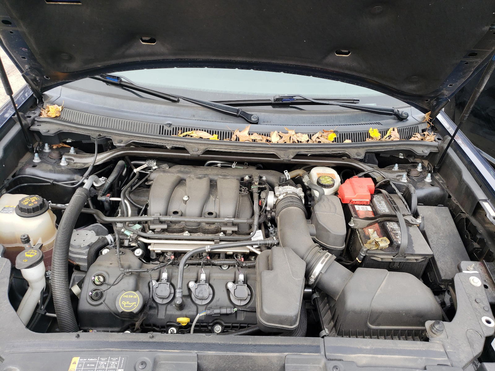 Photo 7 from auction – 2017 FORD FLEX with VIN 2FMGK5B83HBA04140