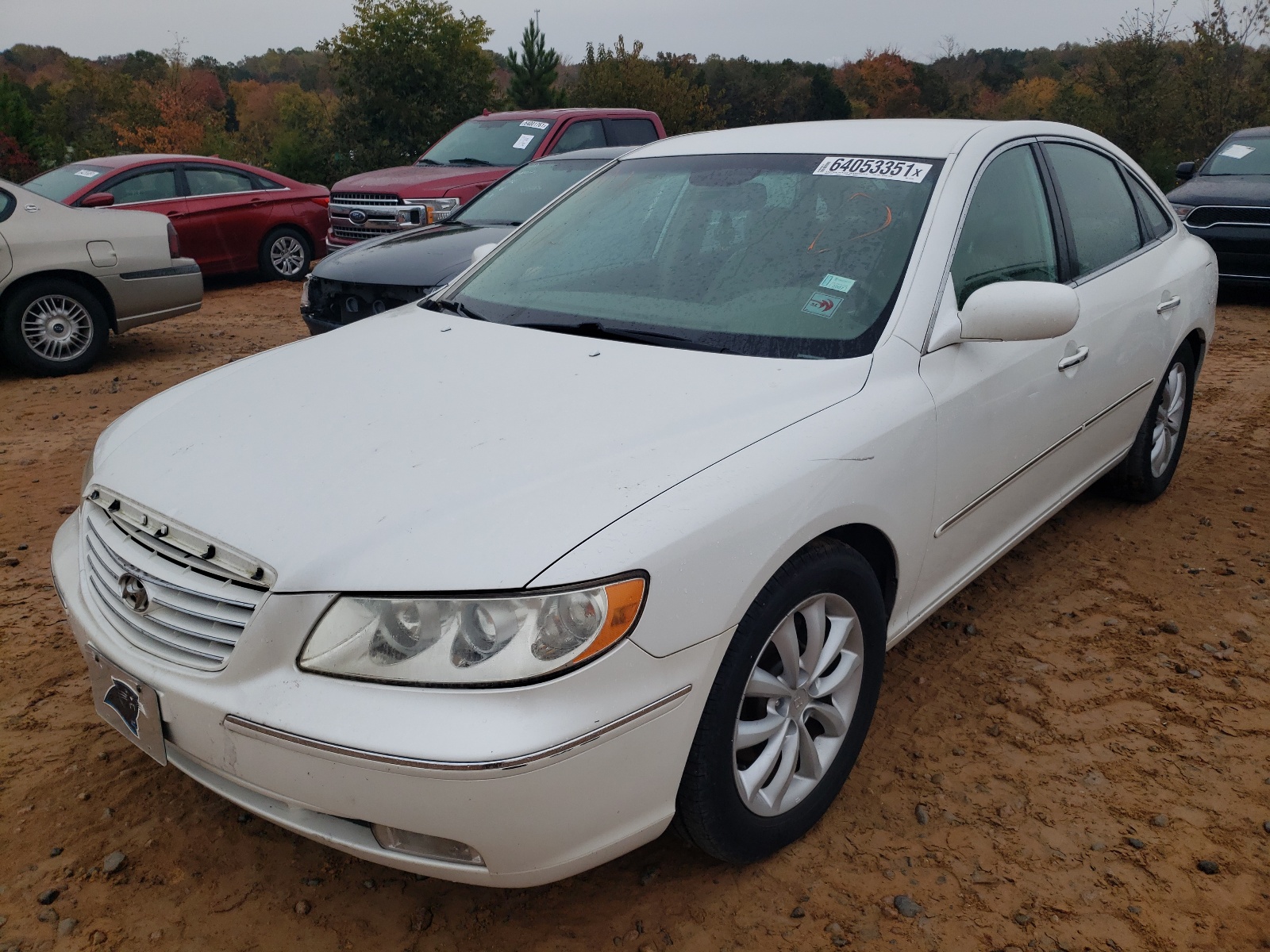 Photo 2 from auction – 2007 HYUNDAI AZERA SE with VIN KMHFC46F57A237992