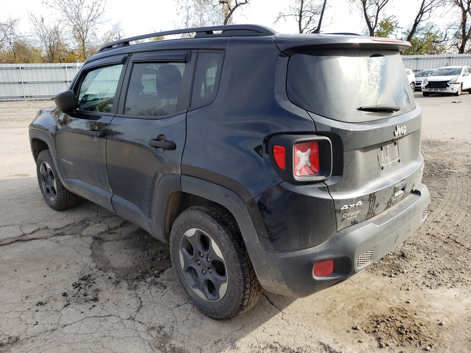 Photo 3 from auction – 2018 JEEP RENEGADE S with VIN ZACCJBAH0JPH38984