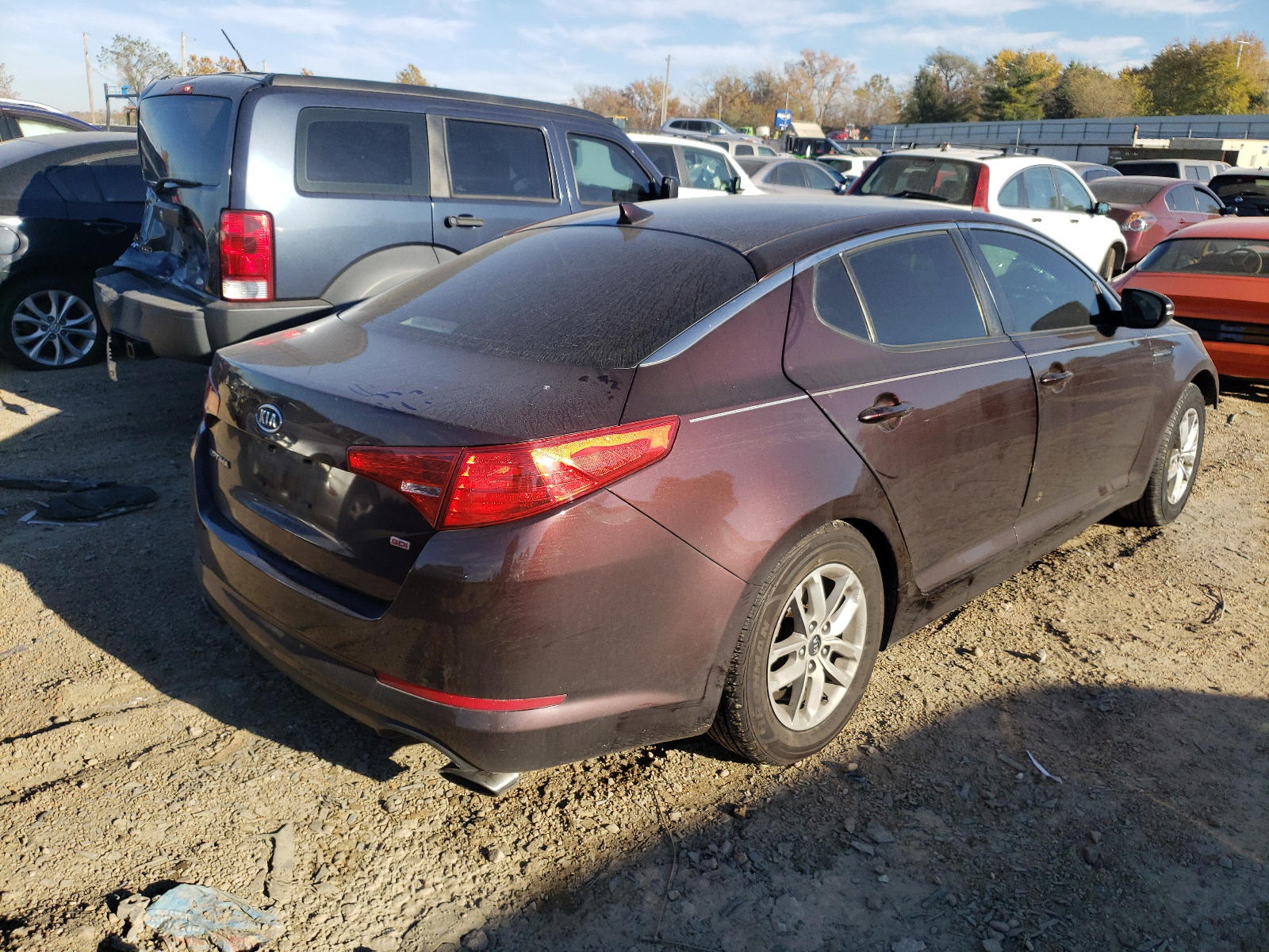 Photo 4 from auction – 2011 KIA OPTIMA LX with VIN KNAGM4A72B5100125