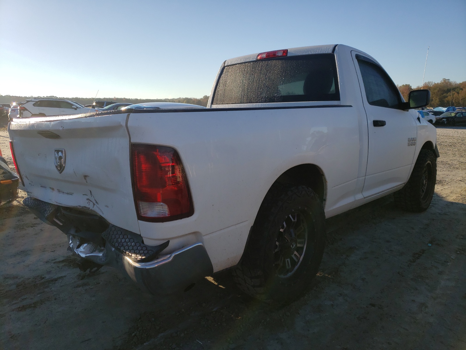 Photo 4 from auction – 2014 RAM 1500 ST with VIN 3C6JR6AG5EG332888