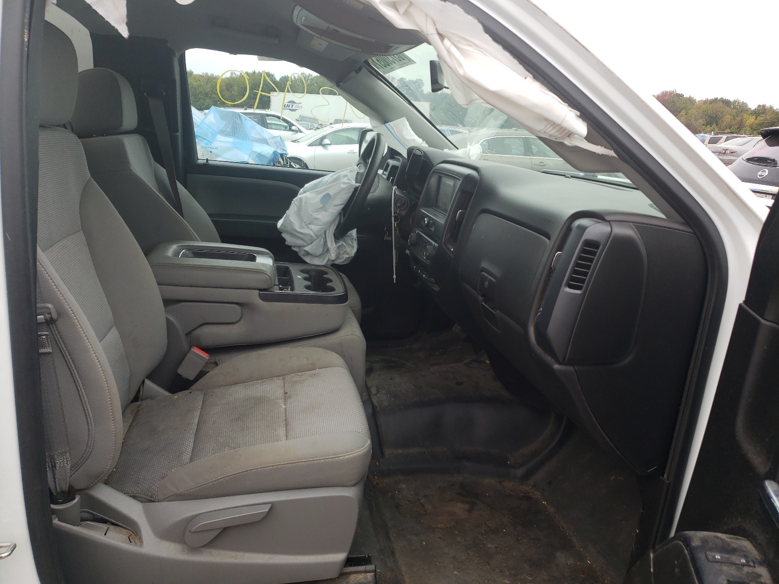 Photo 5 from auction – 2016 CHEVROLET SILVERADO with VIN 1GCNCNEH2GZ343584