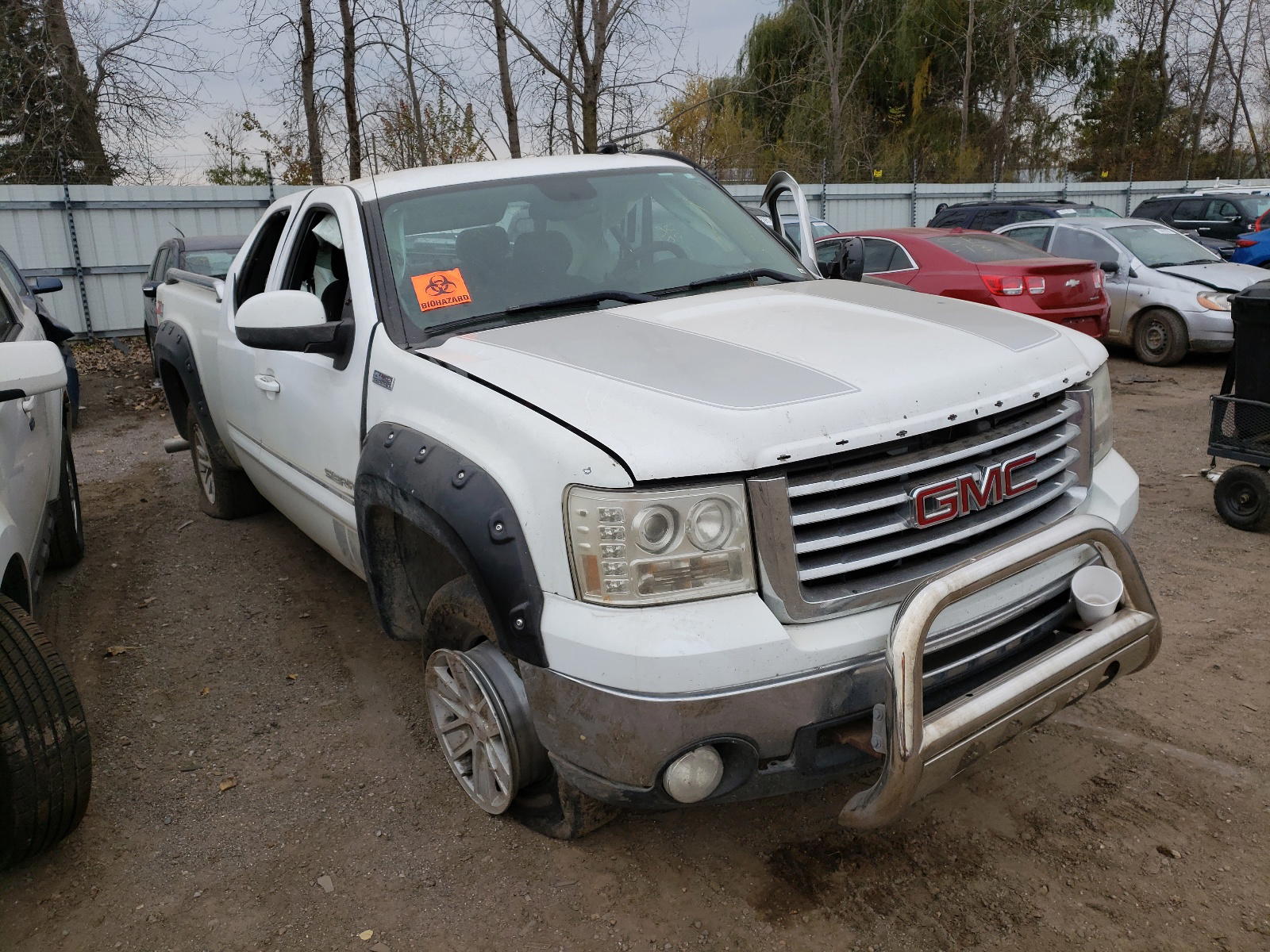 GMC SIERRA K15 2010 with VIN 1GTSKVE31AZ184946 - Photo from auction