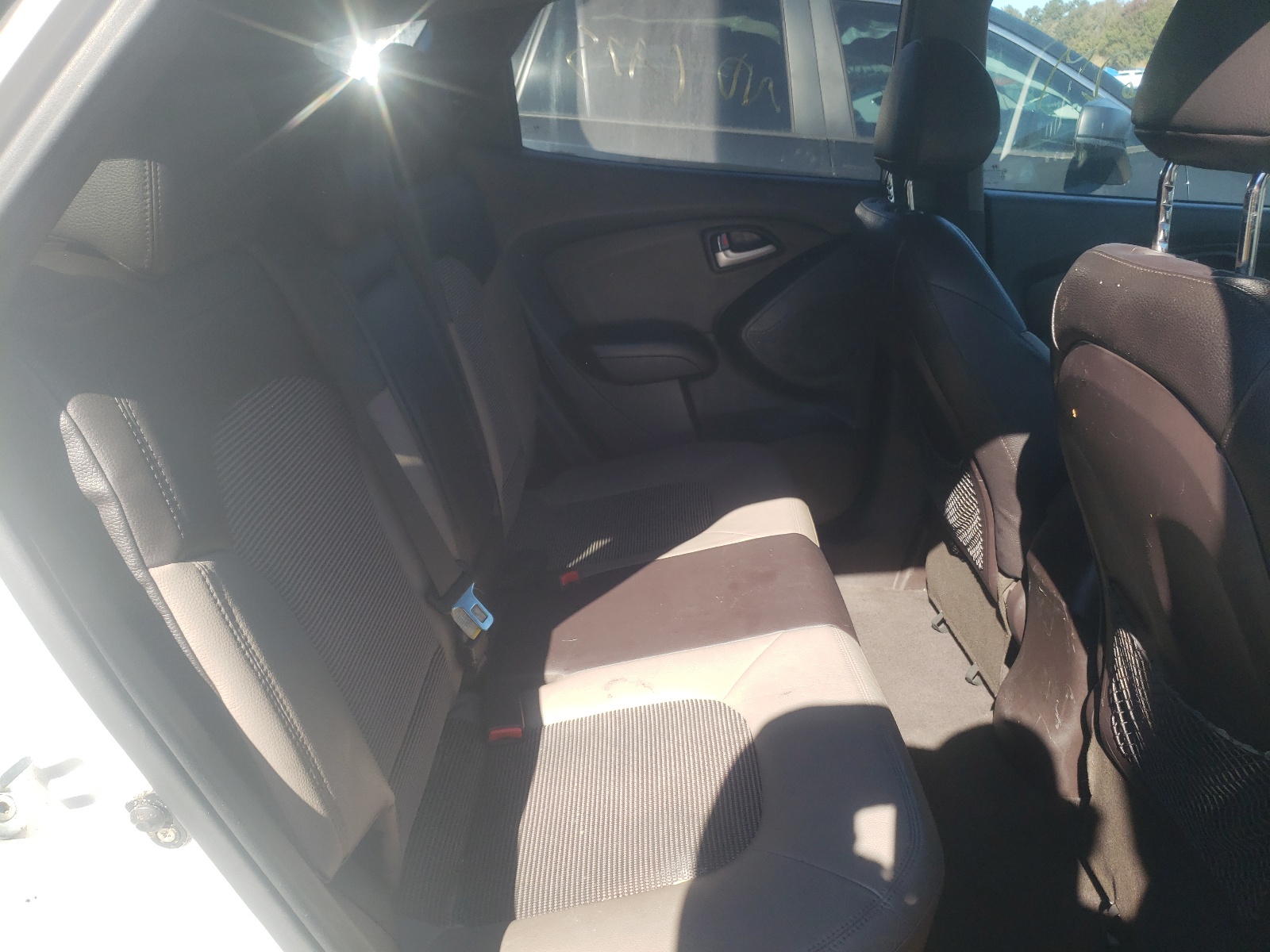 Photo 6 from auction – 2013 HYUNDAI TUCSON GLS with VIN KM8JU3AC5DU689529