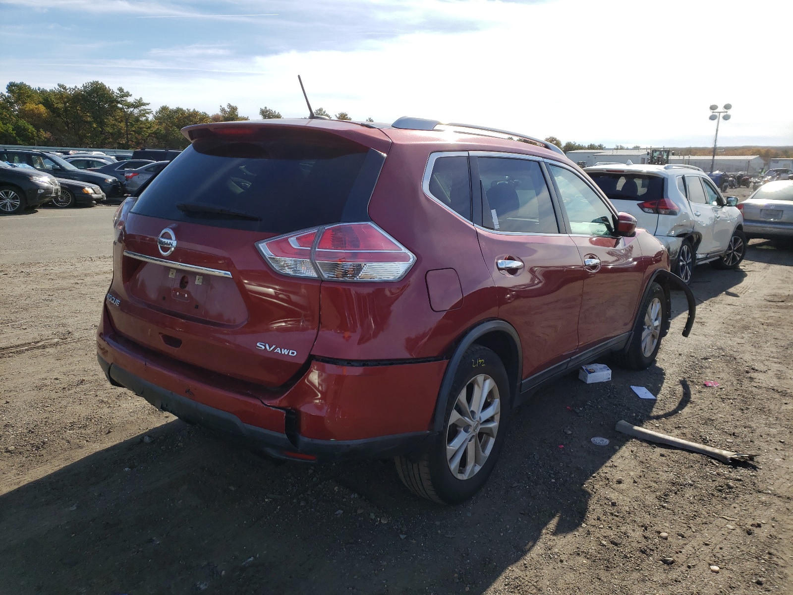 Photo 4 from auction – 2015 NISSAN ROGUE S with VIN 5N1AT2MV3FC899727