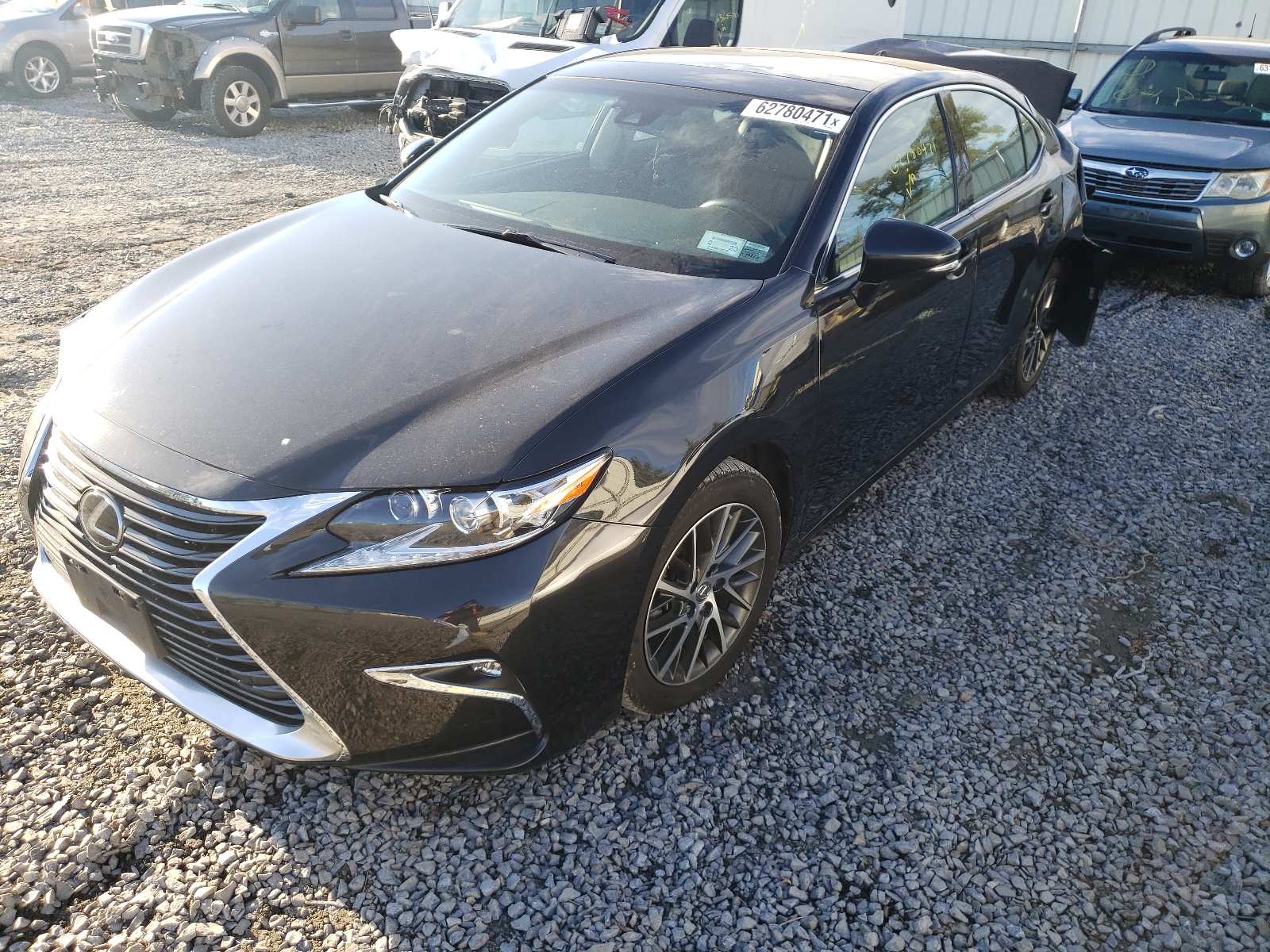 Photo 2 from auction – 2017 LEXUS ES 350 with VIN 58ABK1GGXHU049016