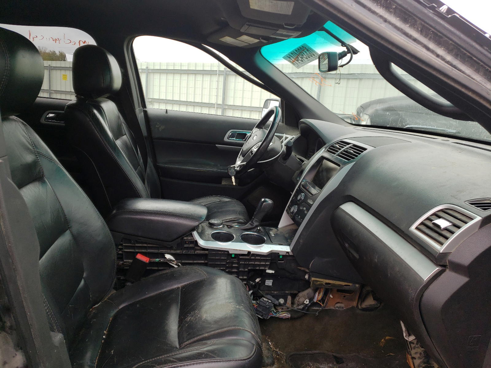 Photo 5 from auction – 2013 FORD EXPLORER X with VIN 1FM5K8D80DGC63855
