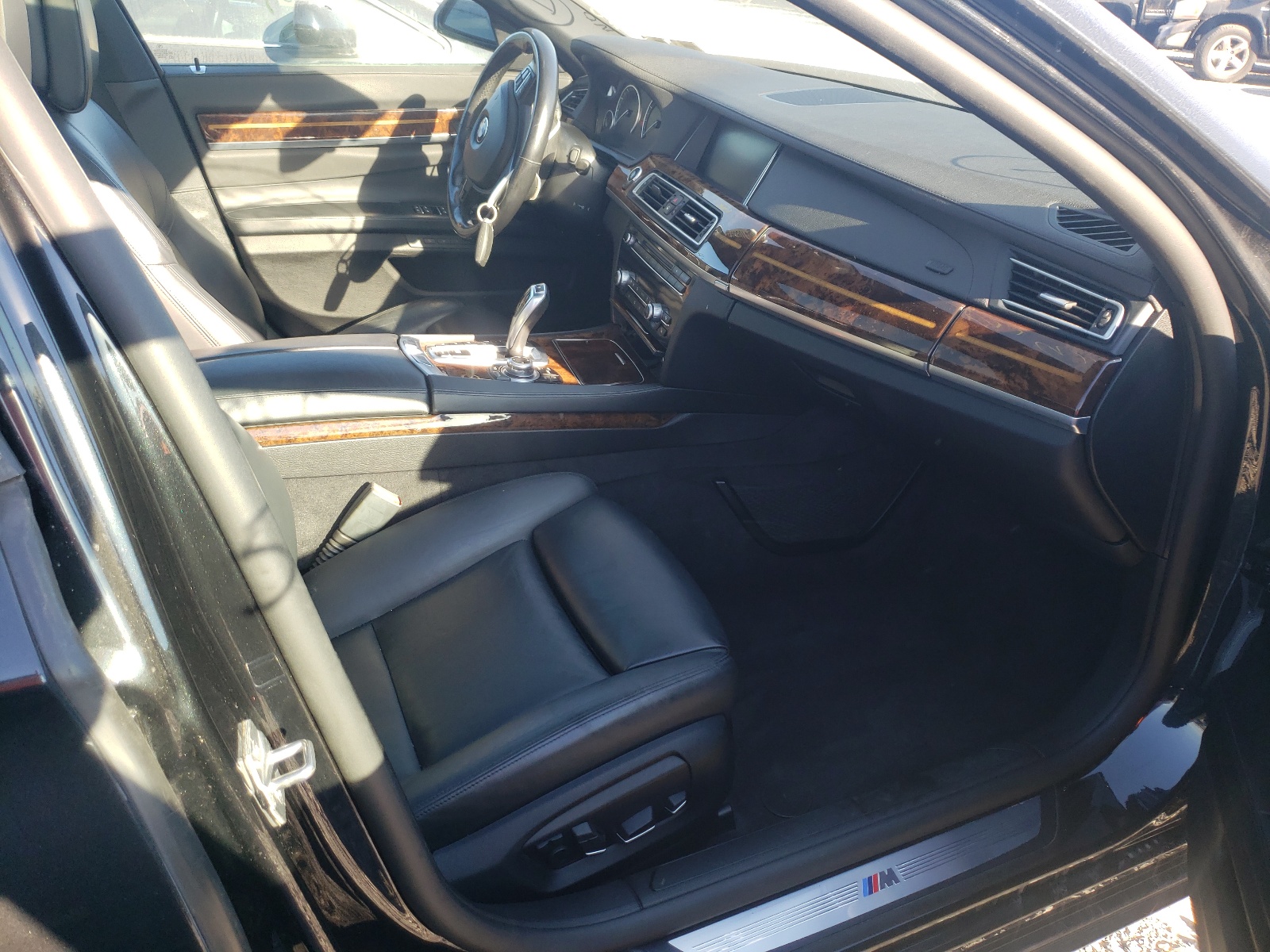 Photo 5 from auction – 2013 BMW 750 LXI with VIN WBAYF8C5XDD141564