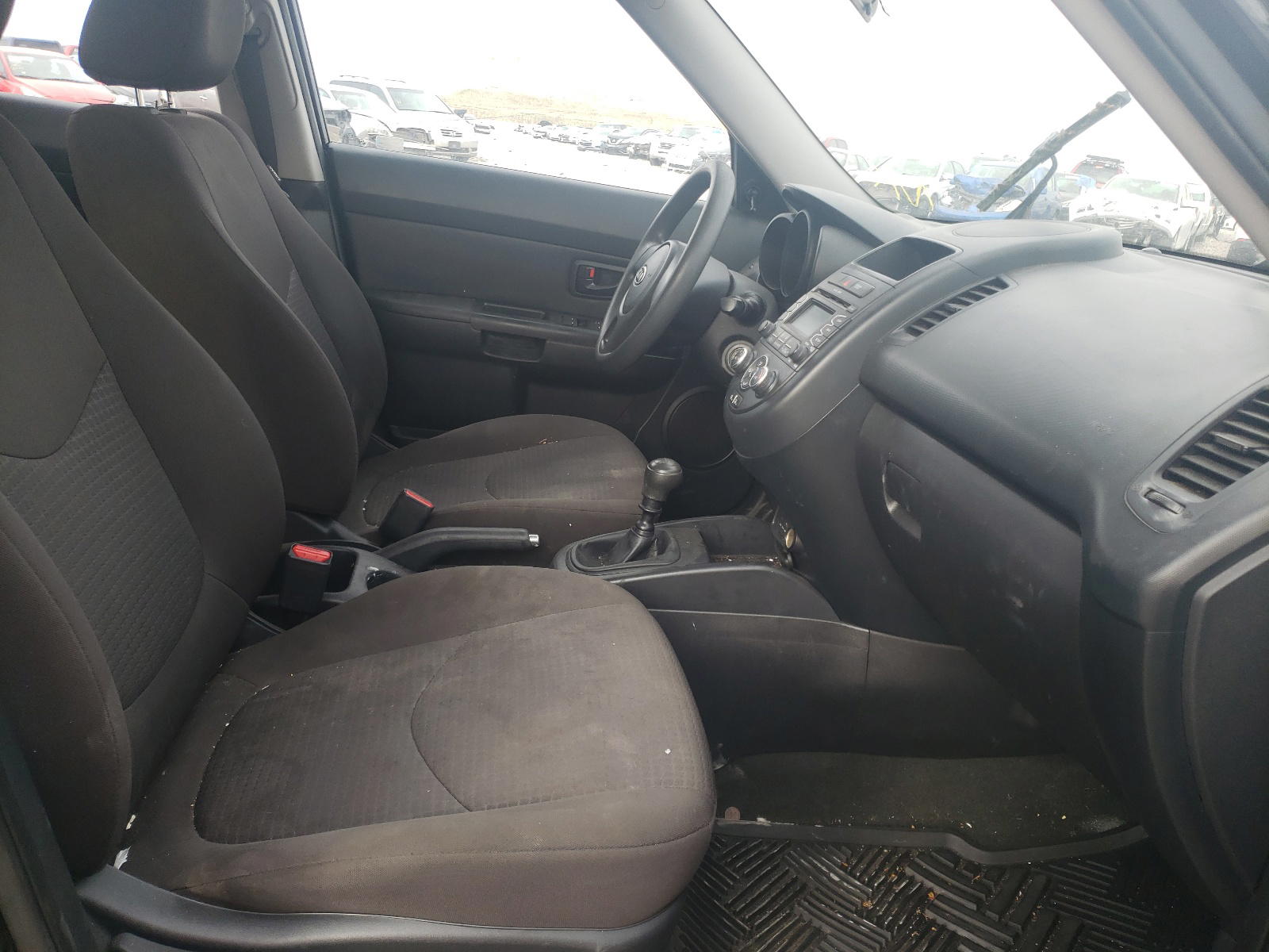 Photo 5 from auction – 2012 KIA SOUL with VIN KNDJT2A57C7744904