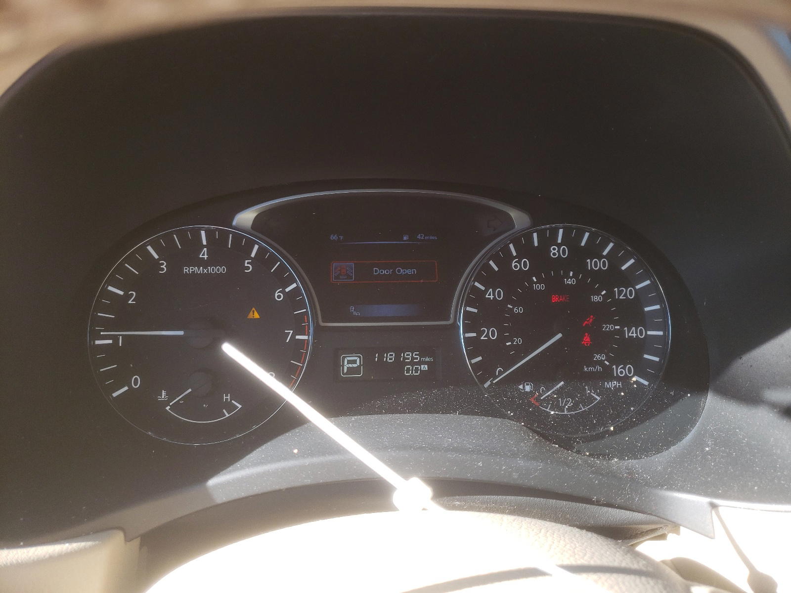 Photo 8 from auction – 2015 NISSAN PATHFINDER with VIN 5N1AR2MN5FC625122