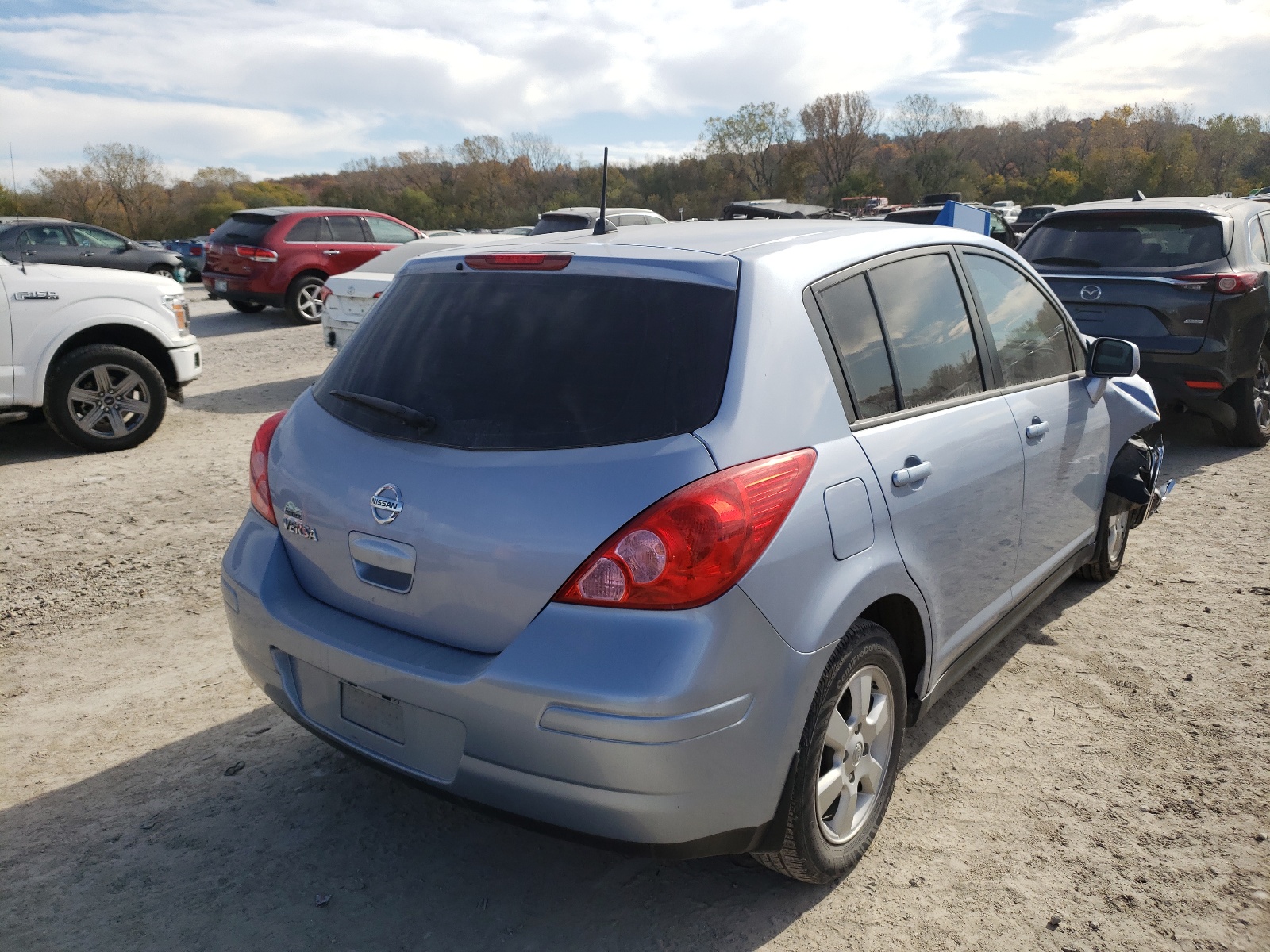Photo 4 from auction – 2009 NISSAN VERSA S with VIN 3N1BC13E79L478688