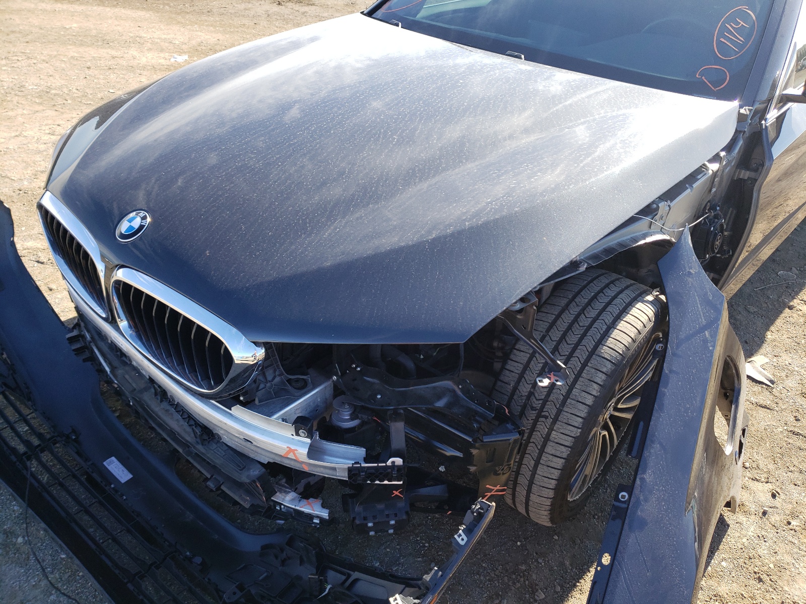 Photo 9 from auction – 2019 BMW 530E with VIN WBAJA9C5XKB398688