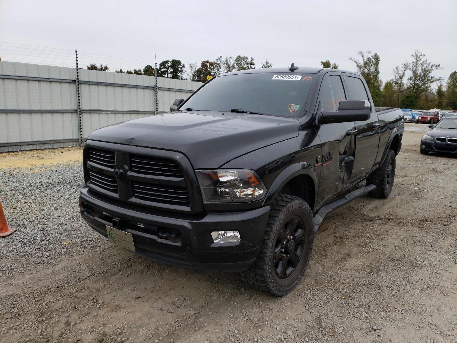 Photo 2 from auction – 2017 RAM 2500 SLT with VIN 3C6UR5DL3HG655731